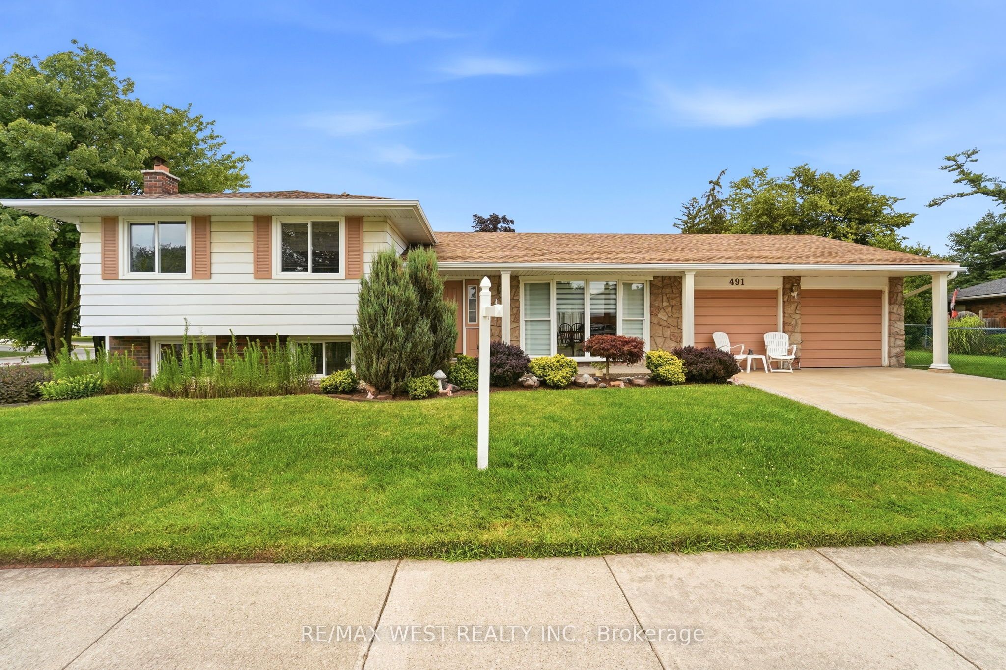 491 Shannon Crescent, Burlington, ON L7L 2R6