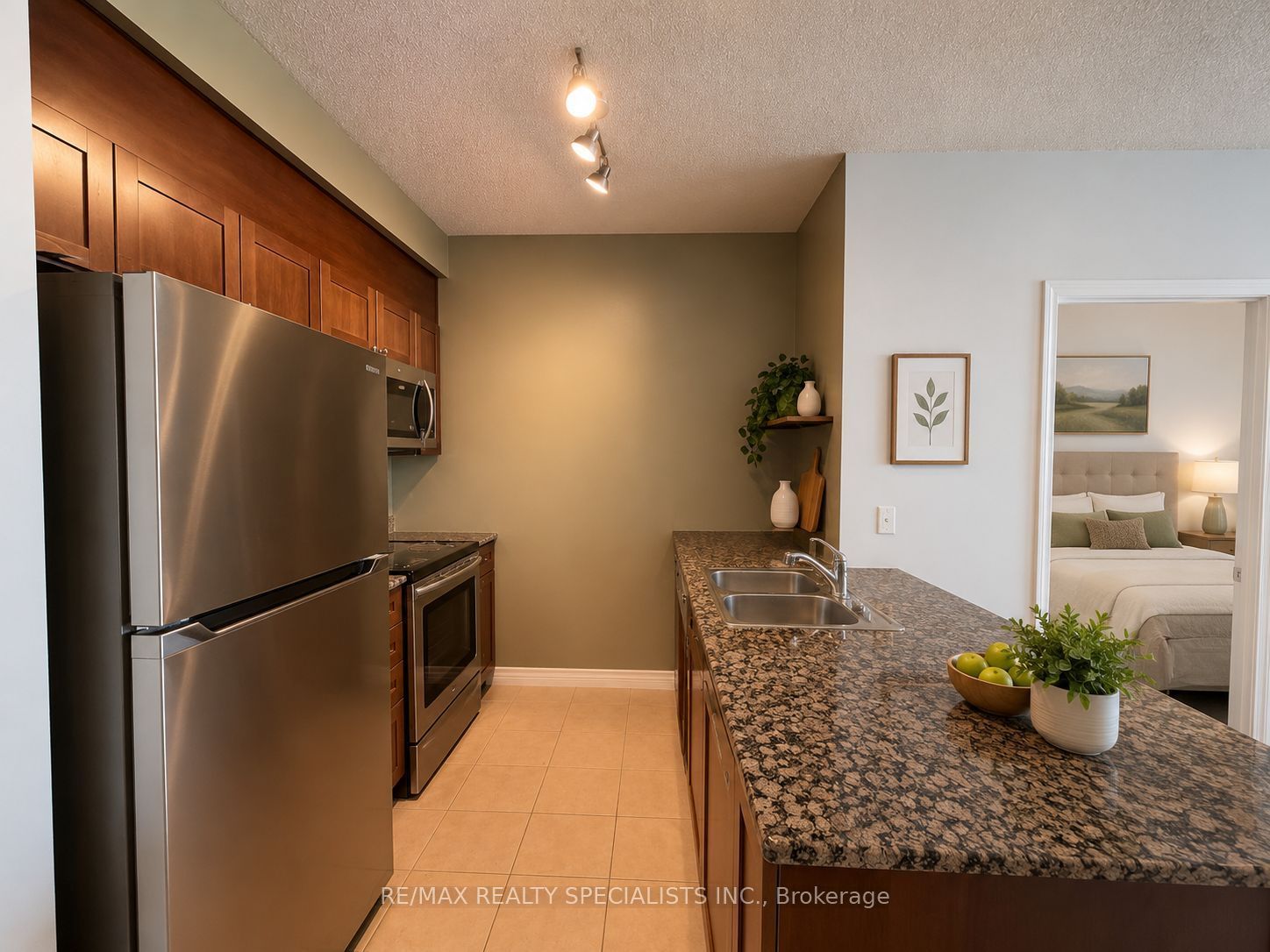 3525 Kariya Drive 306, Mississauga, ON L5B 0C2