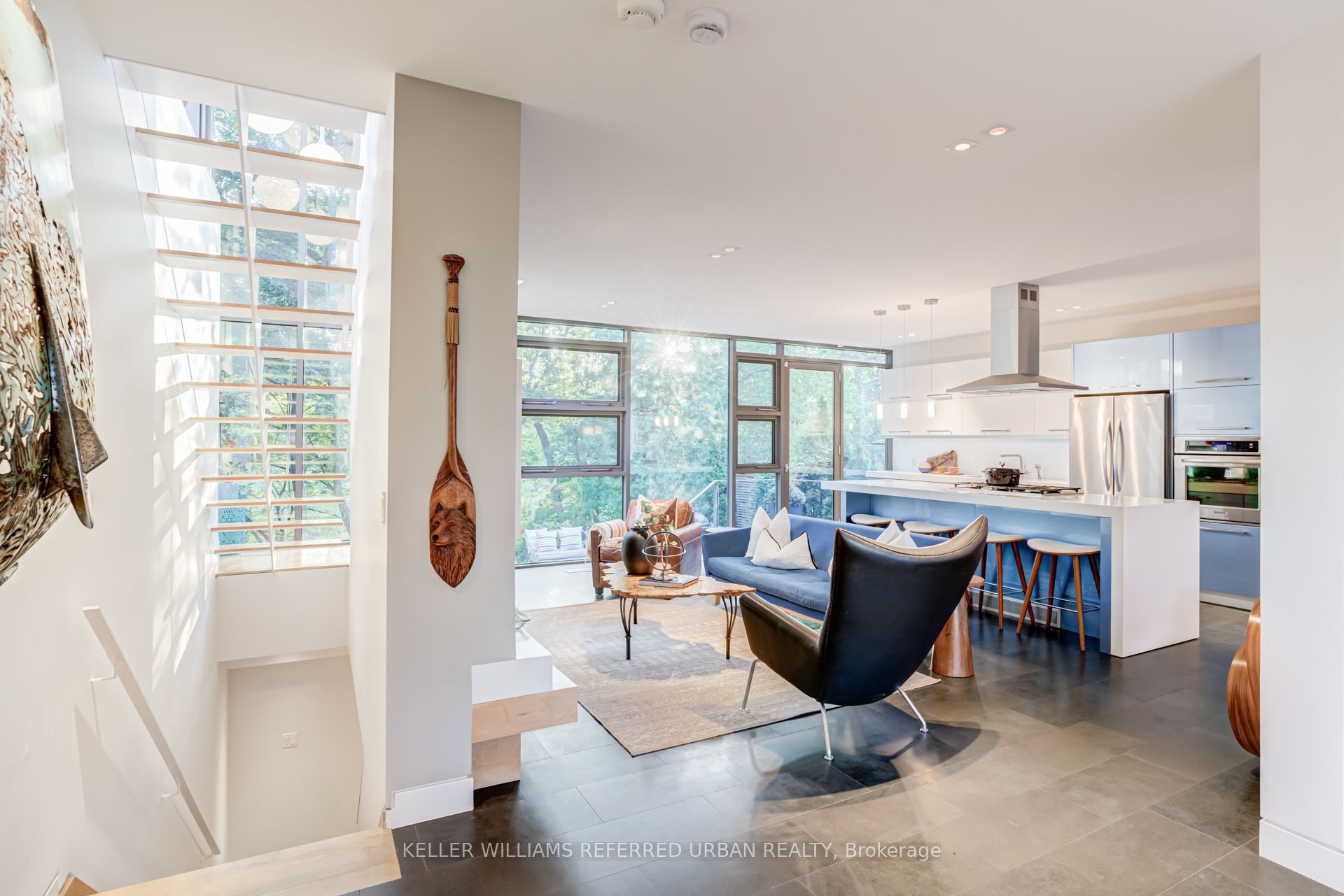 28 Beaucourt Road, Toronto, ON M8Y 3G2 photo 5