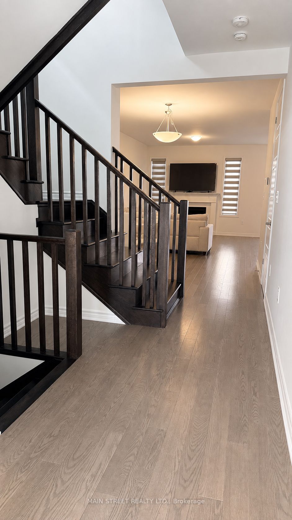 1253 Muskoka Heights, Milton, ON L9E 1Z1 photo 5