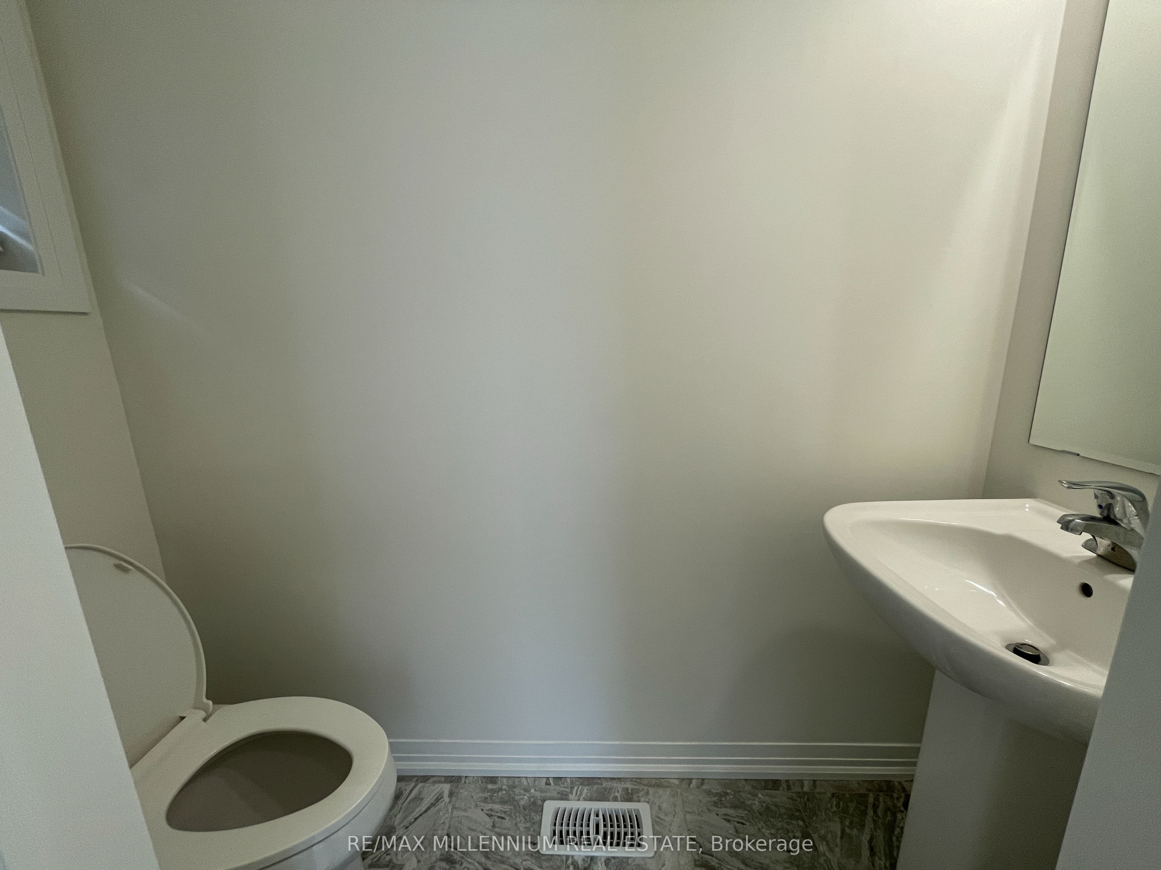13 Haydrop Road, Brampton, ON L6P 4P2 photo 3