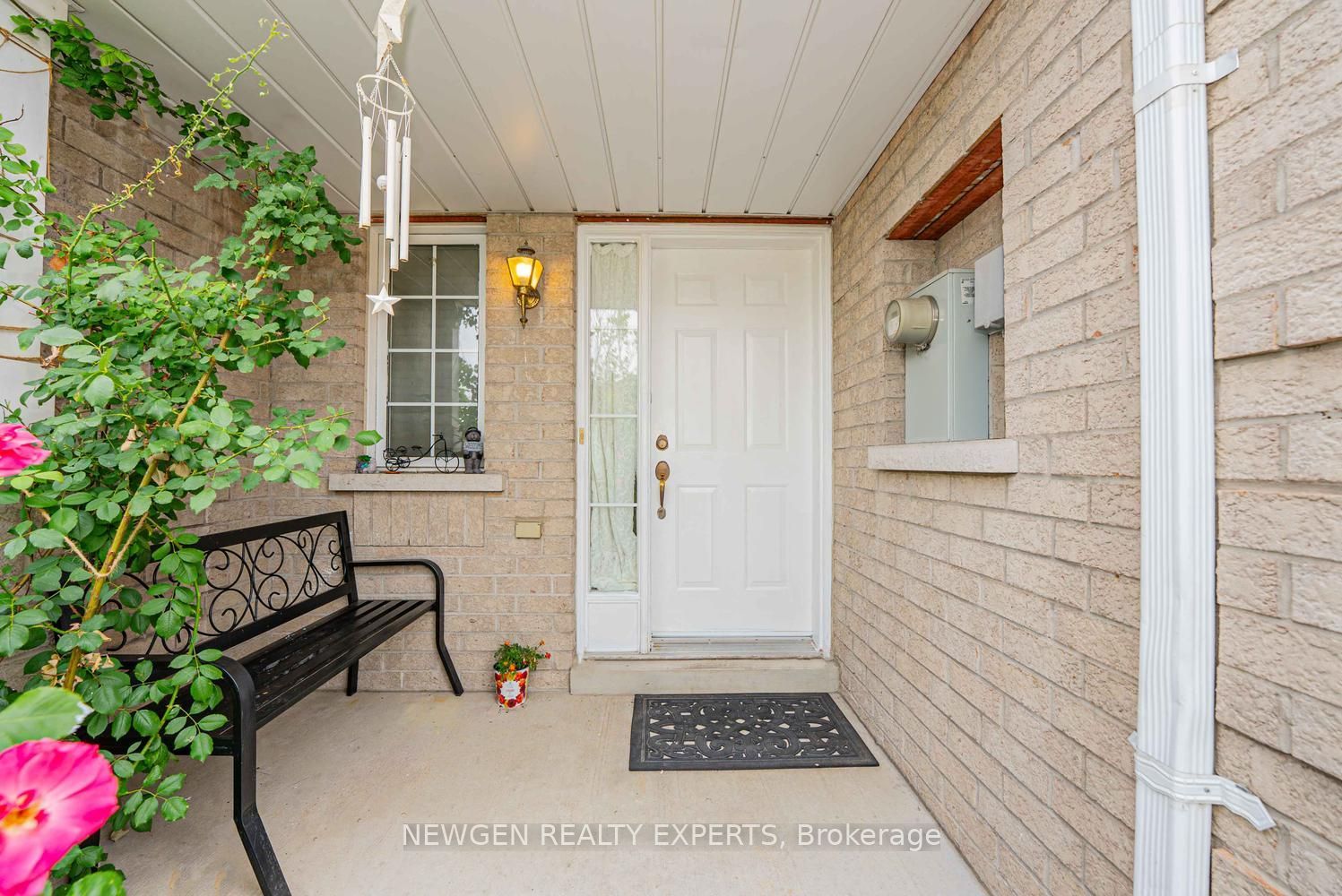 6039 COXSWAIN Crescent, Mississauga, ON L5V 2Z9 photo 3