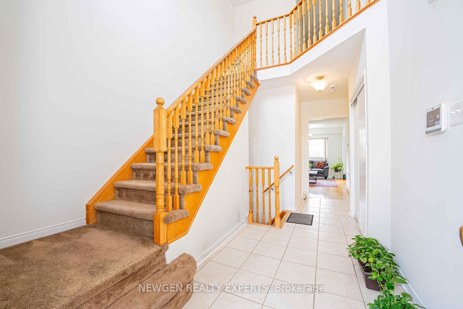 6039 COXSWAIN Crescent, Mississauga, ON L5V 2Z9 photo 4