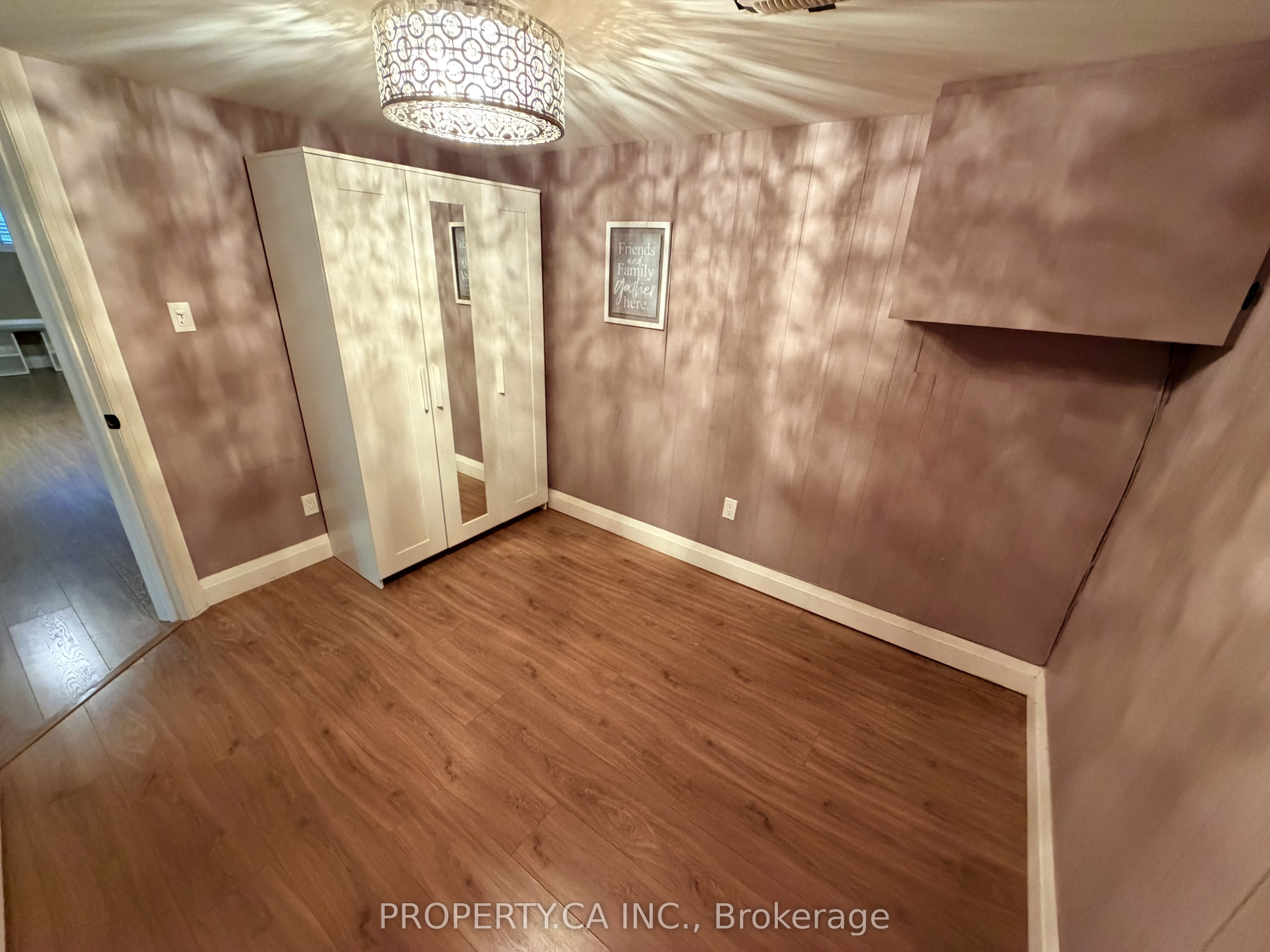 1262 Homewood Drive 2, Burlington, ON L7P 2M6 photo 2