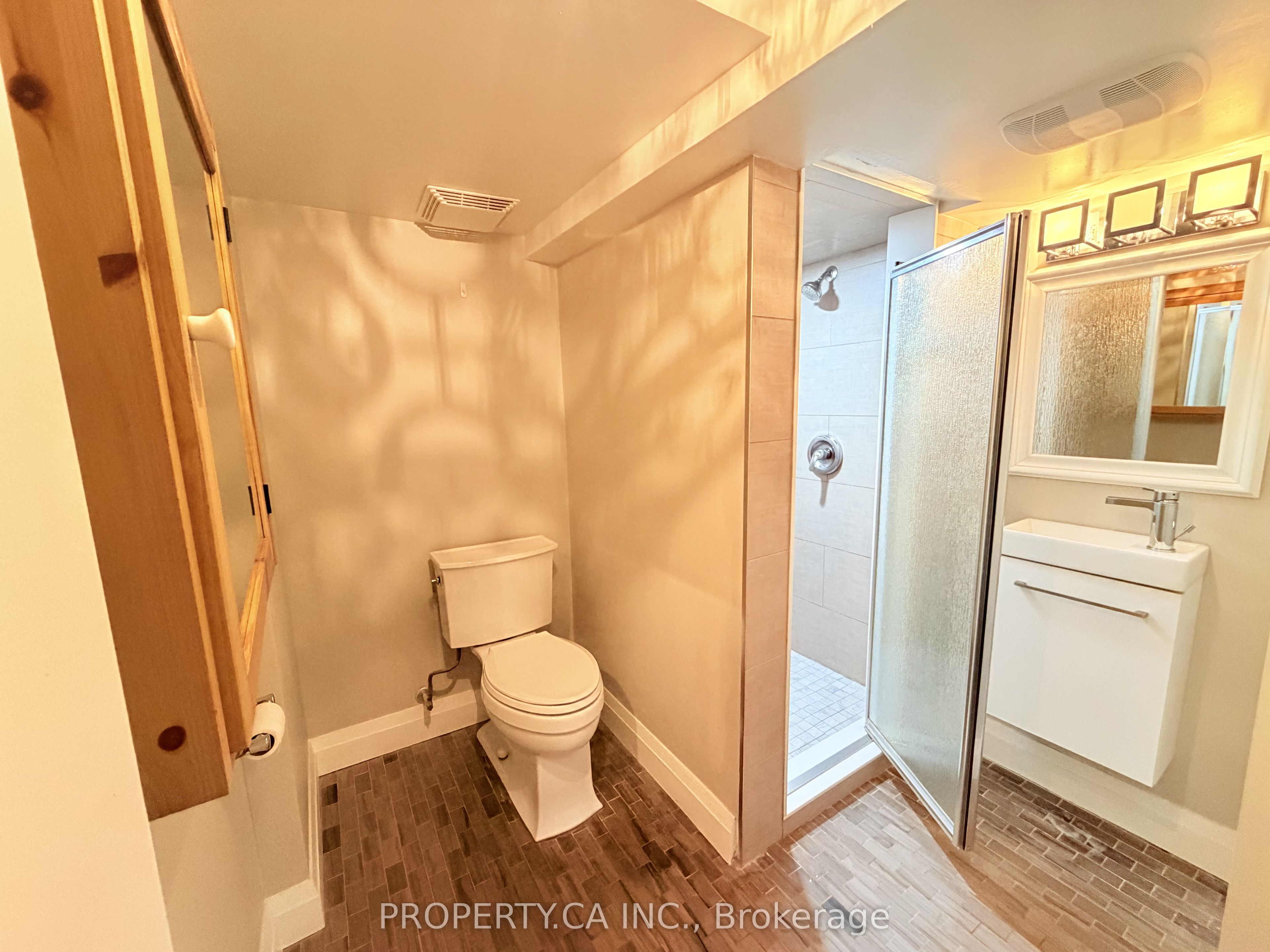 1262 Homewood Drive 2, Burlington, ON L7P 2M6 photo 5
