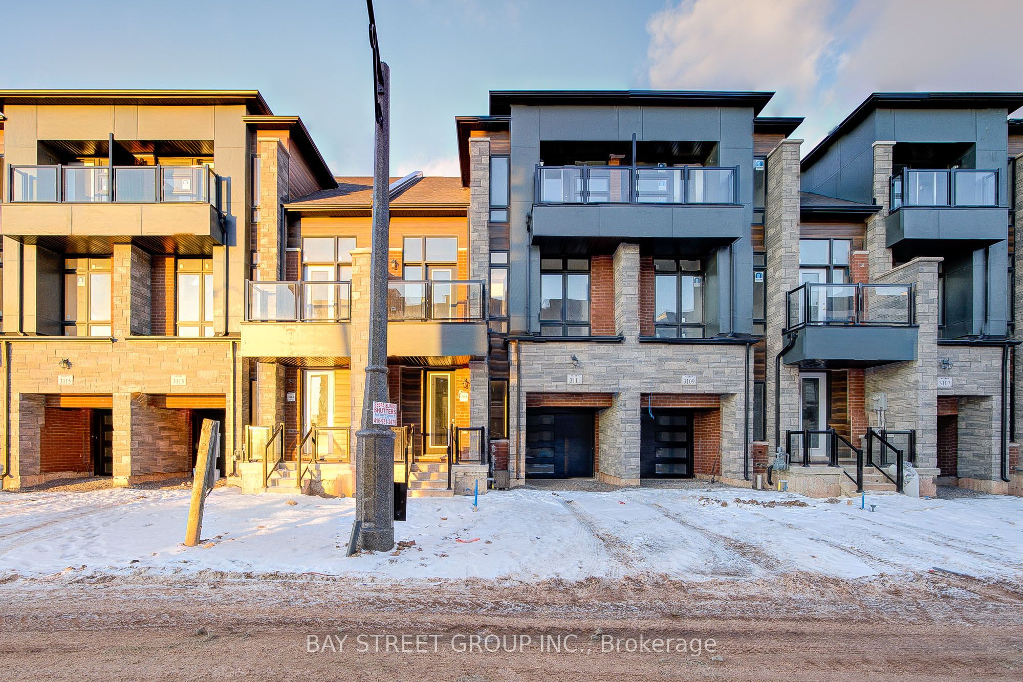 3111 Perkins Way, Oakville, ON L6H 7G1