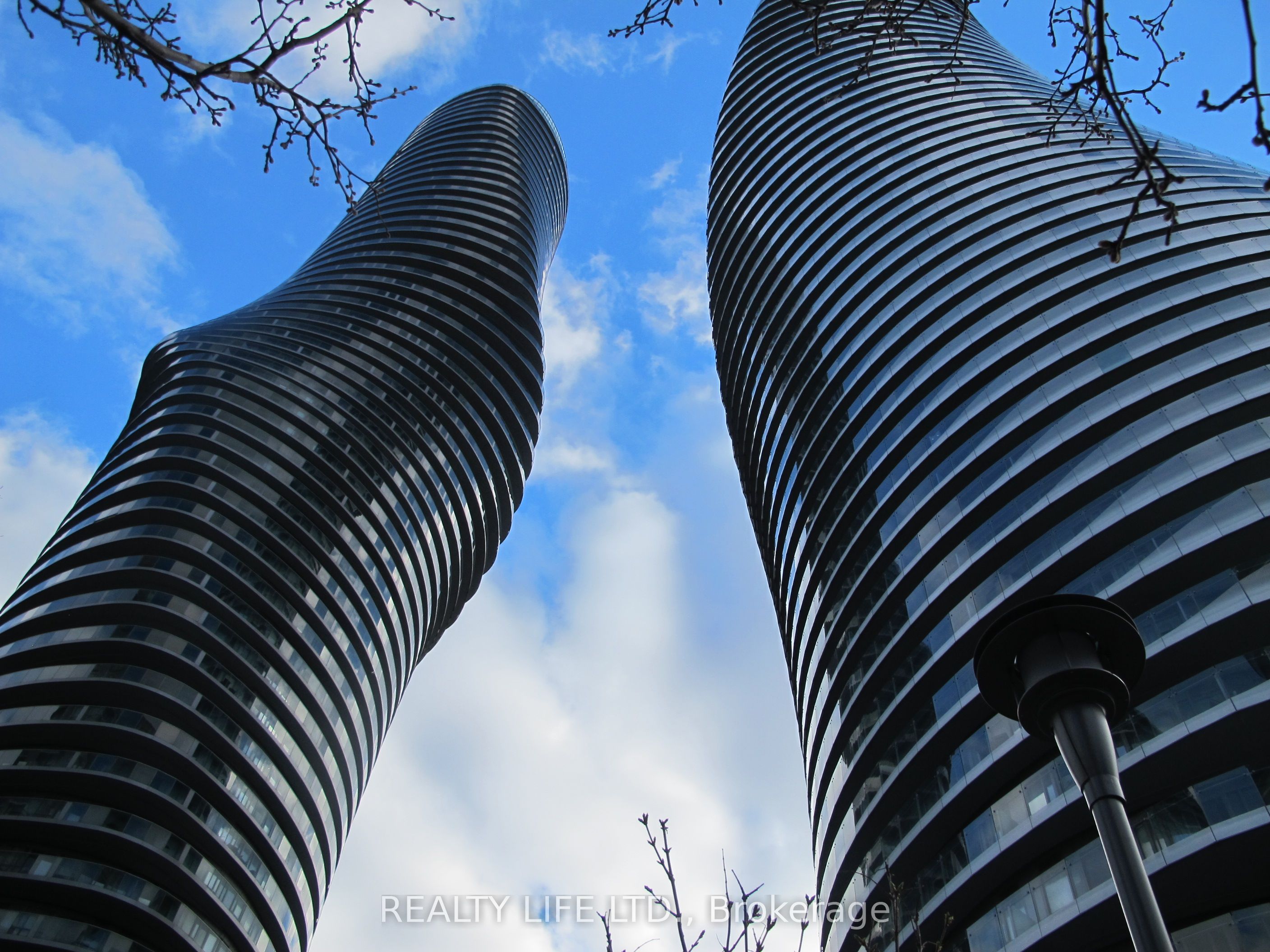 60 Absolute Avenue 1401, Mississauga, ON L4Z 0A9 photo 2