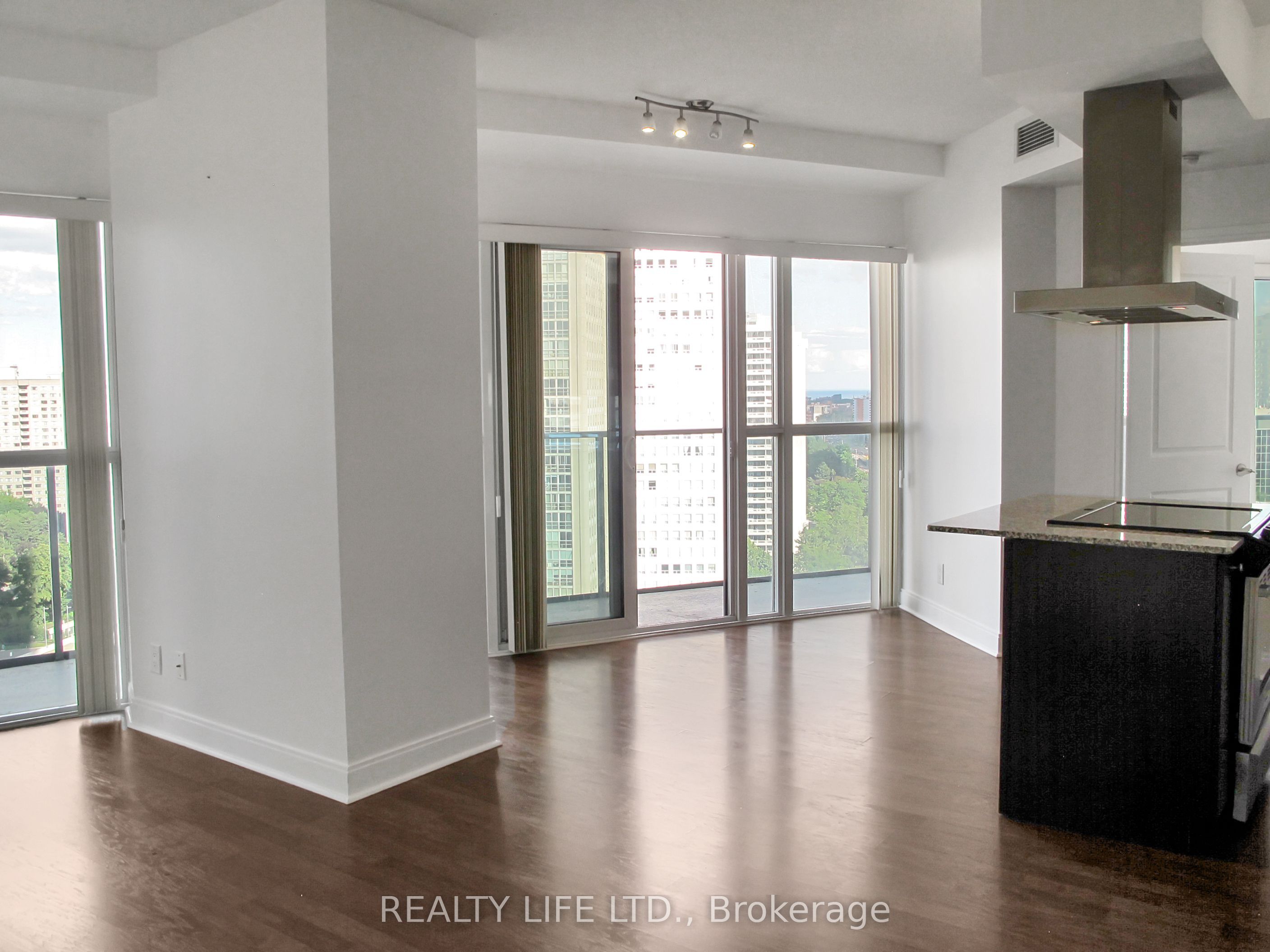 60 Absolute Avenue 1401, Mississauga, ON L4Z 0A9 photo 5