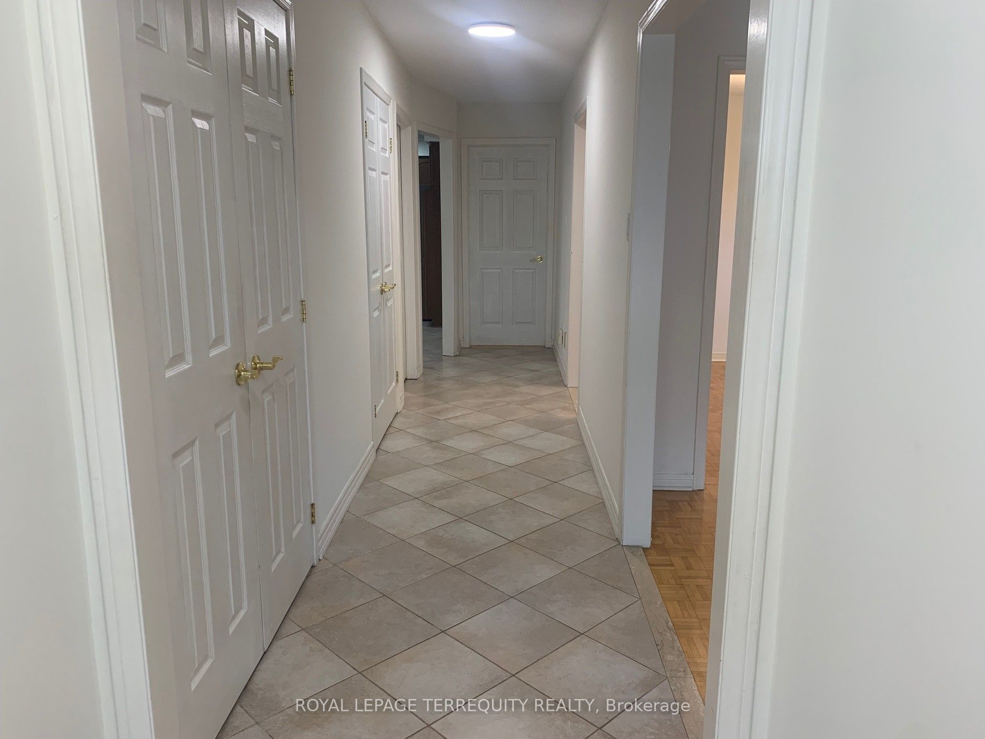 30 Gihon Spring Drive, Toronto, ON M9V 4X9 photo 5