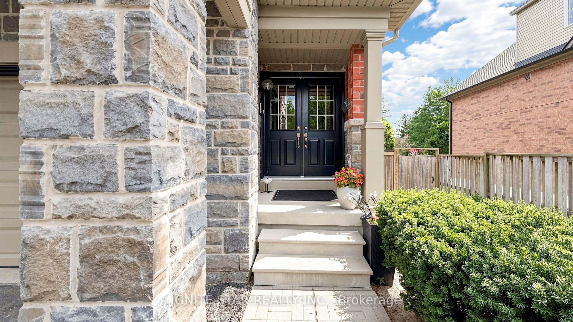 2600 Glengarry Road 21, Mississauga, ON L5C 0A2 photo 3