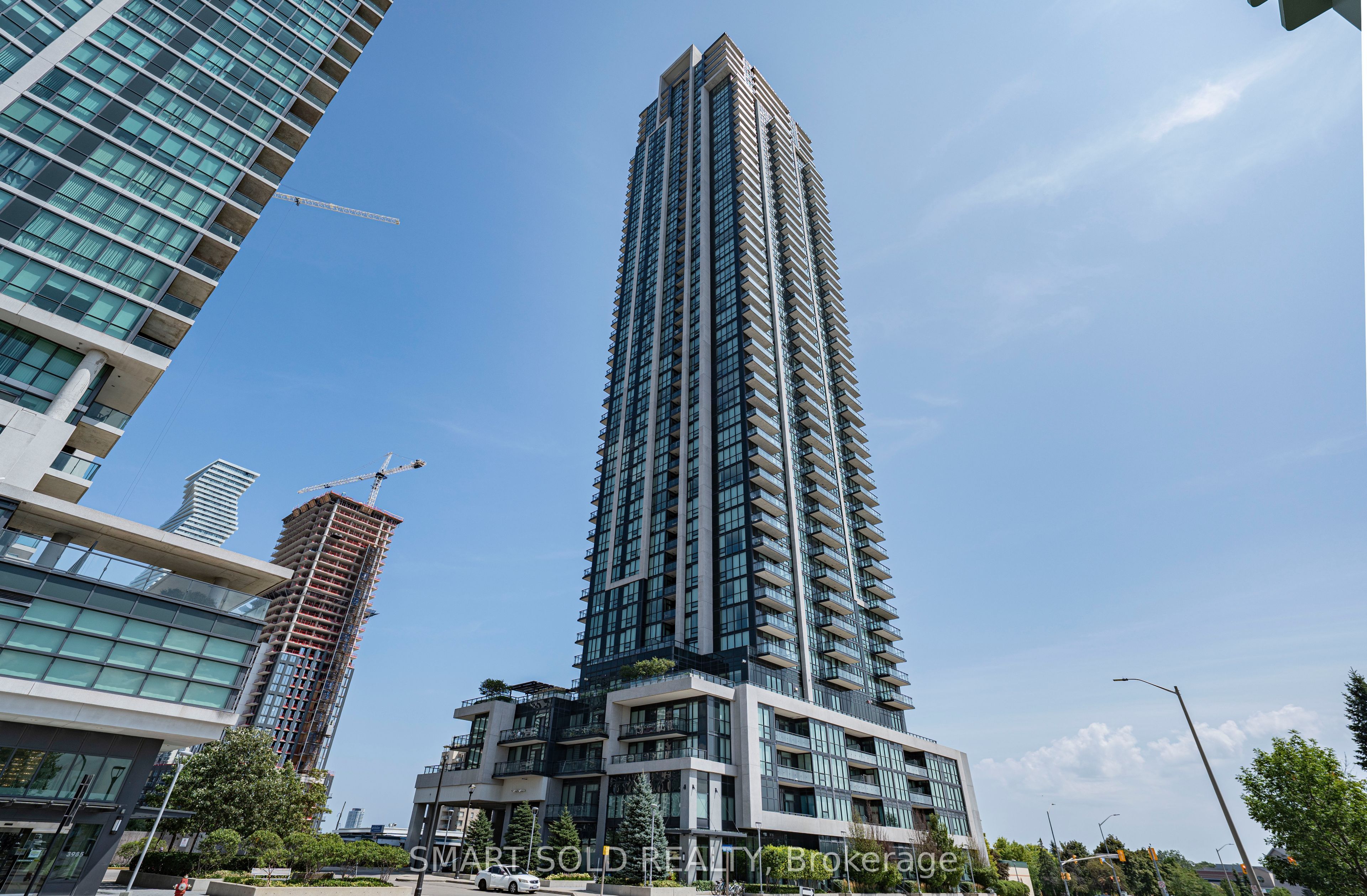 3975 Grand Park Drive 4206, Mississauga, ON L5B 0K4 photo 2