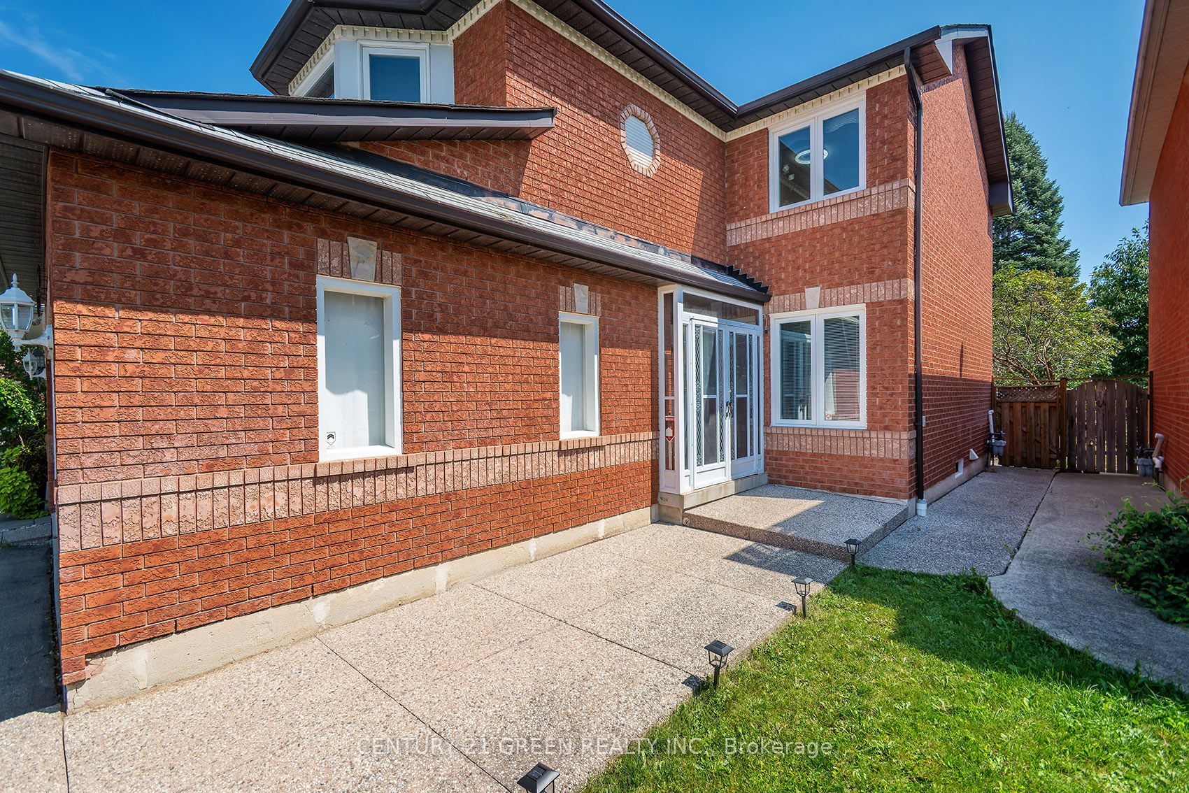 5806 Mersey Street, Mississauga, ON L5V 1V9 photo 4