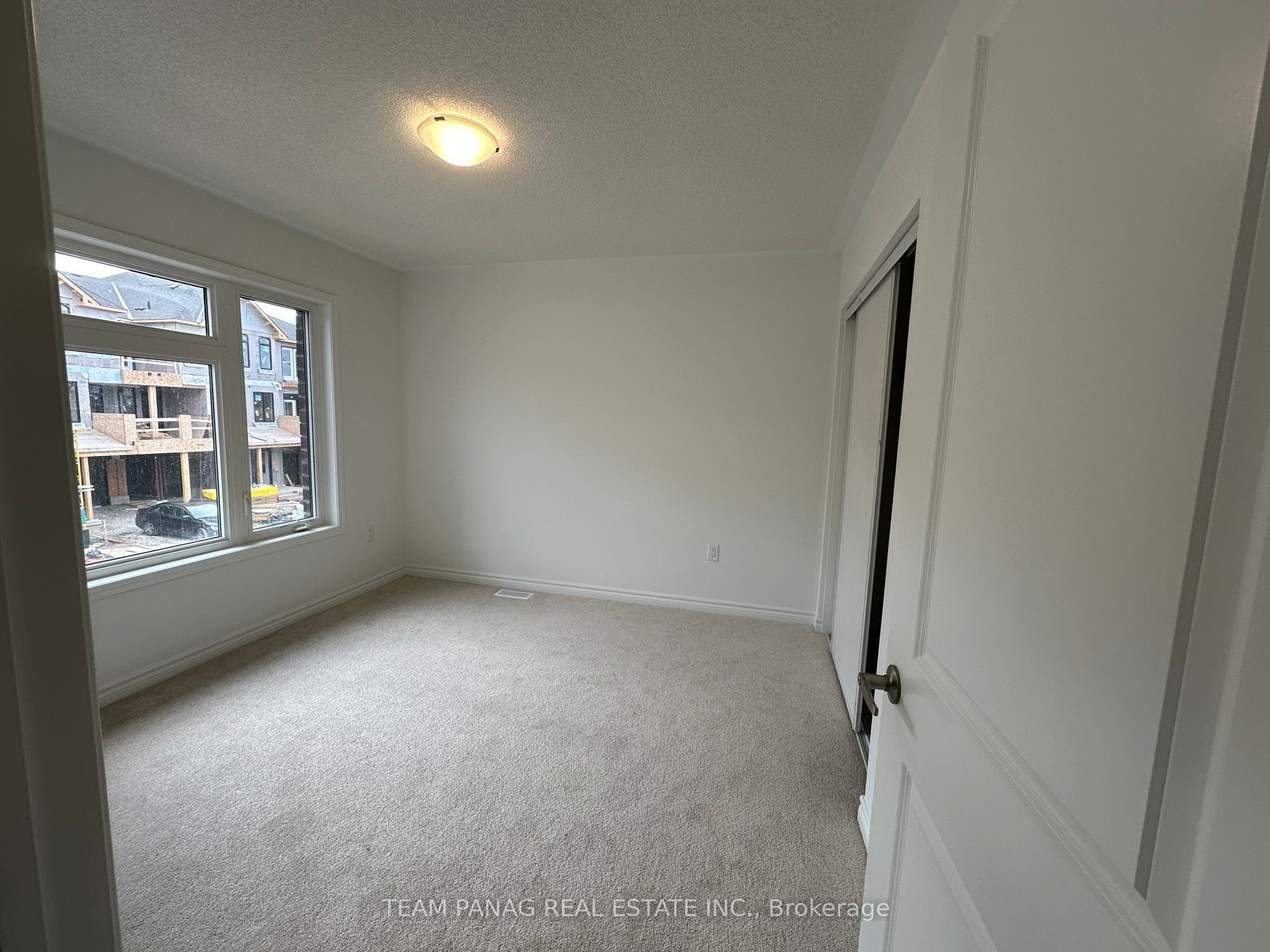 88 Keppel Circle Upper, Brampton, ON L7A 0B6 photo 5