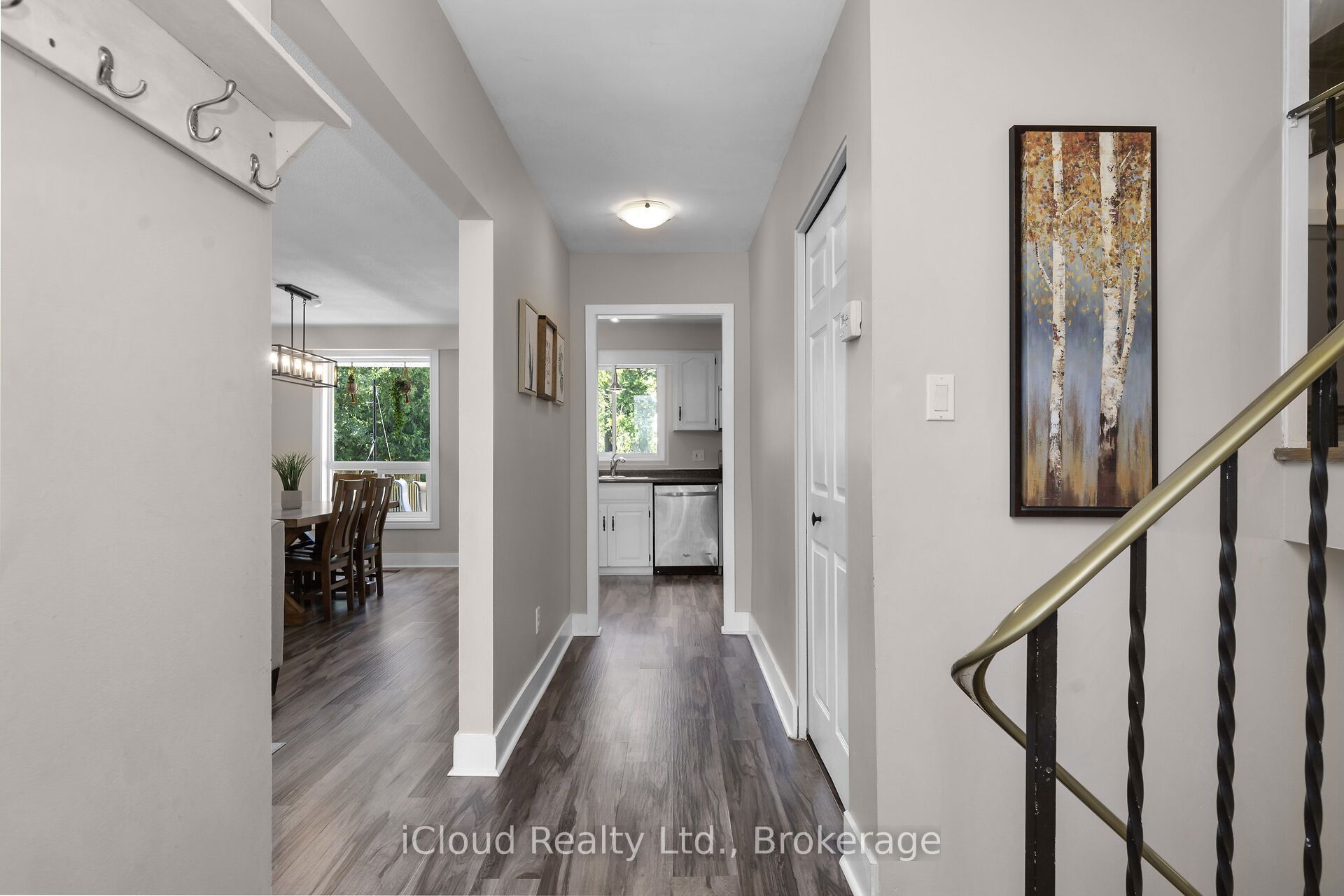 128 Elmore Drive, Halton Hills, ON L7J 1T2 photo 4