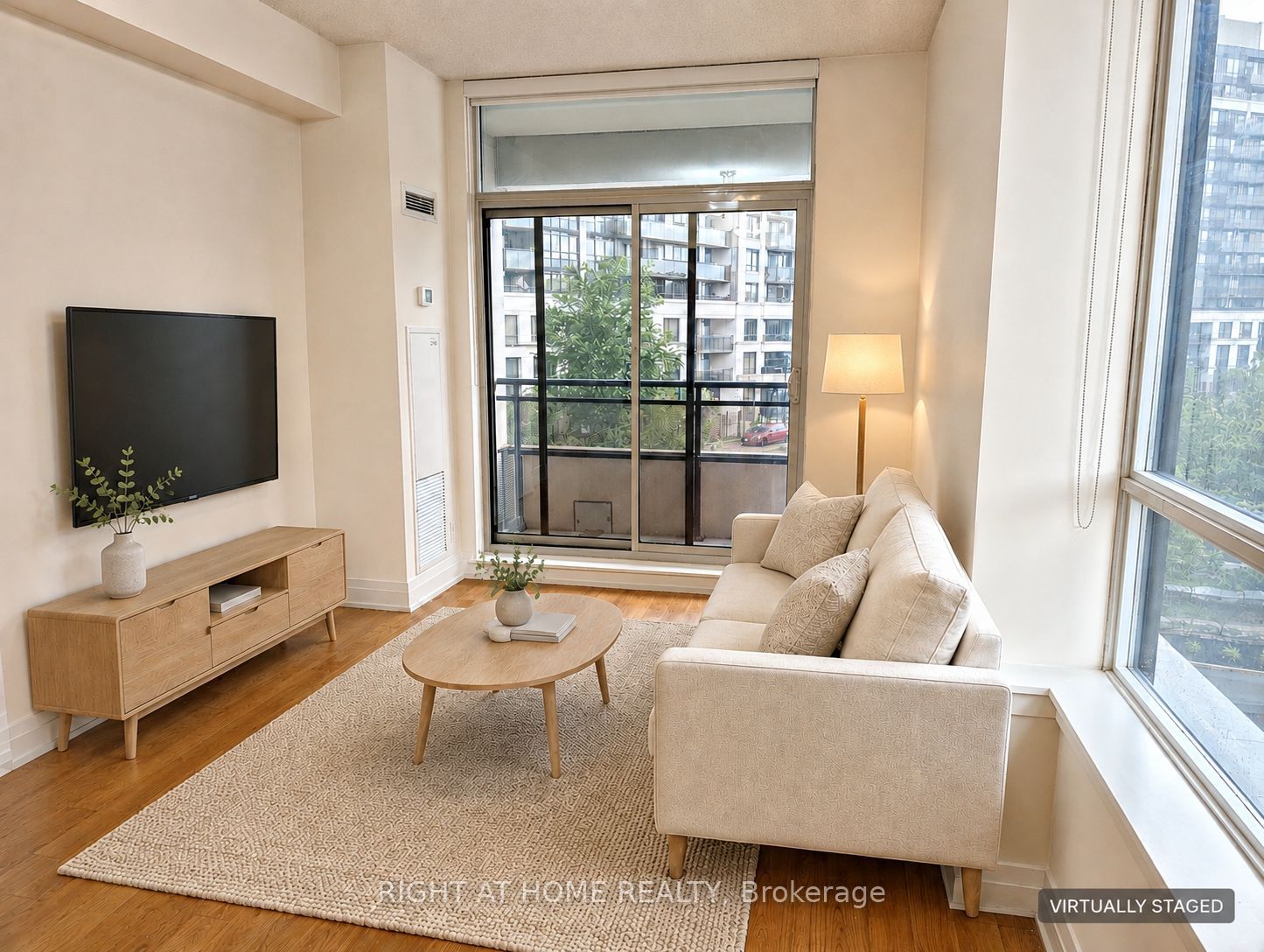 1060 Sheppard Avenue W 305, Toronto, ON M3J 0G7 photo 5