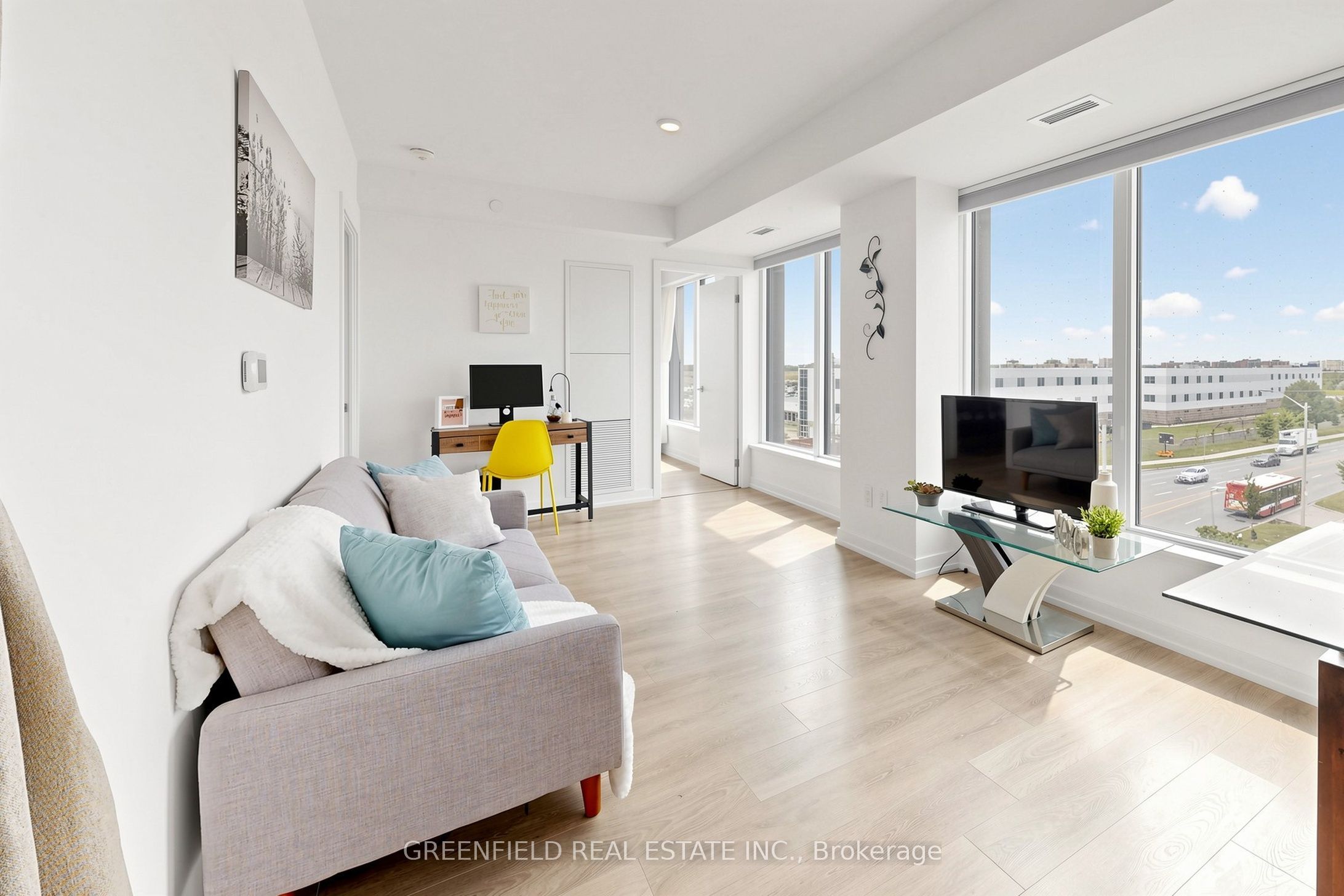 1100 Sheppard Avenue W 626, Toronto, ON M3A 0G8 photo 3