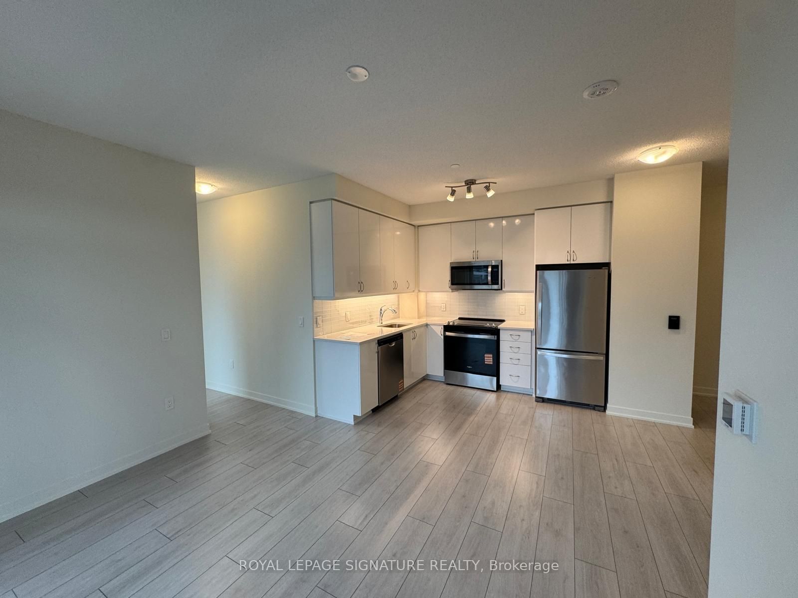38 Annie Craig Drive 502, Toronto, ON M8V 0A8 photo 4