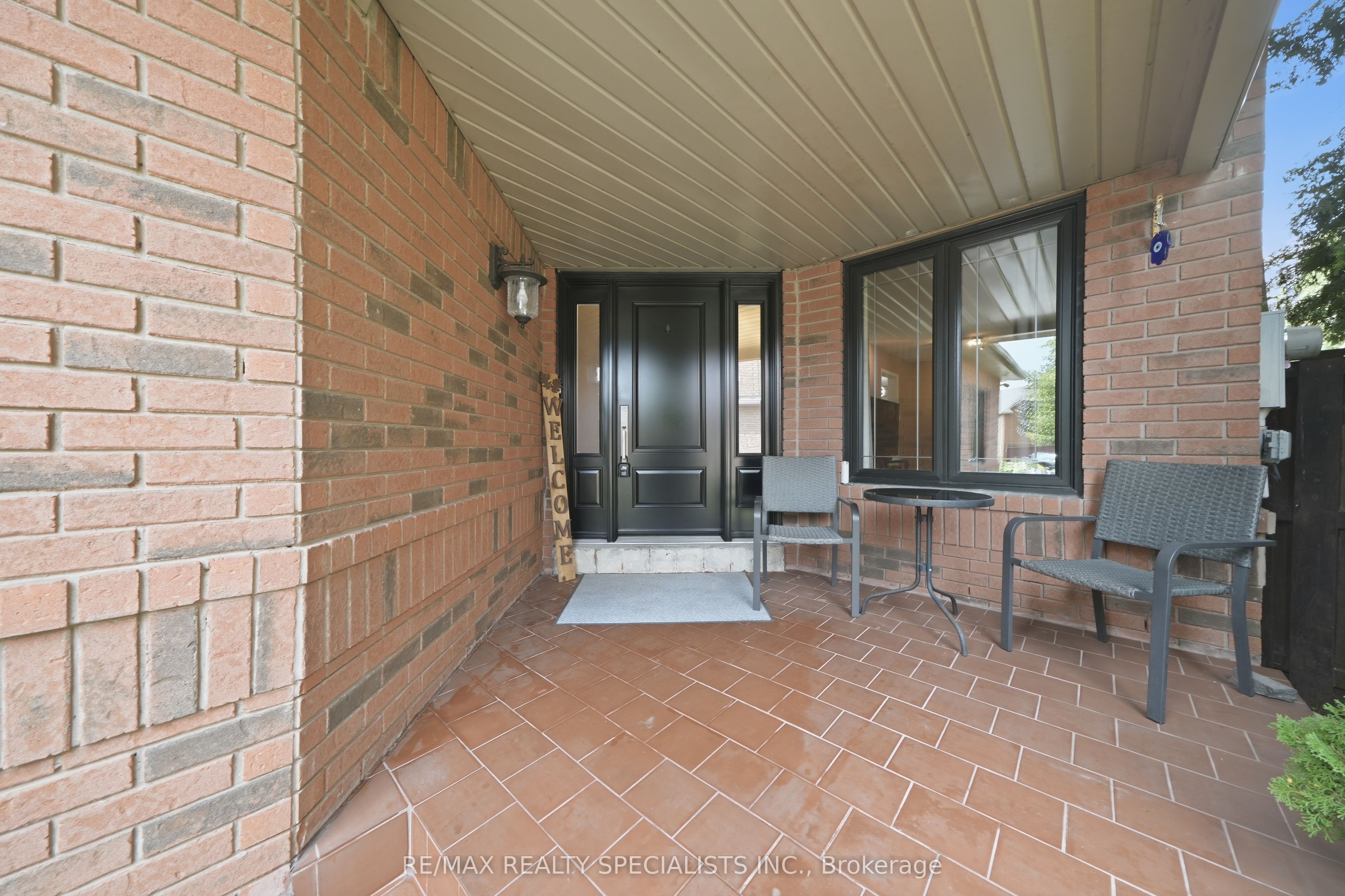 3881 Ponderosa Lane, Mississauga, ON L5N 6W4 photo 3