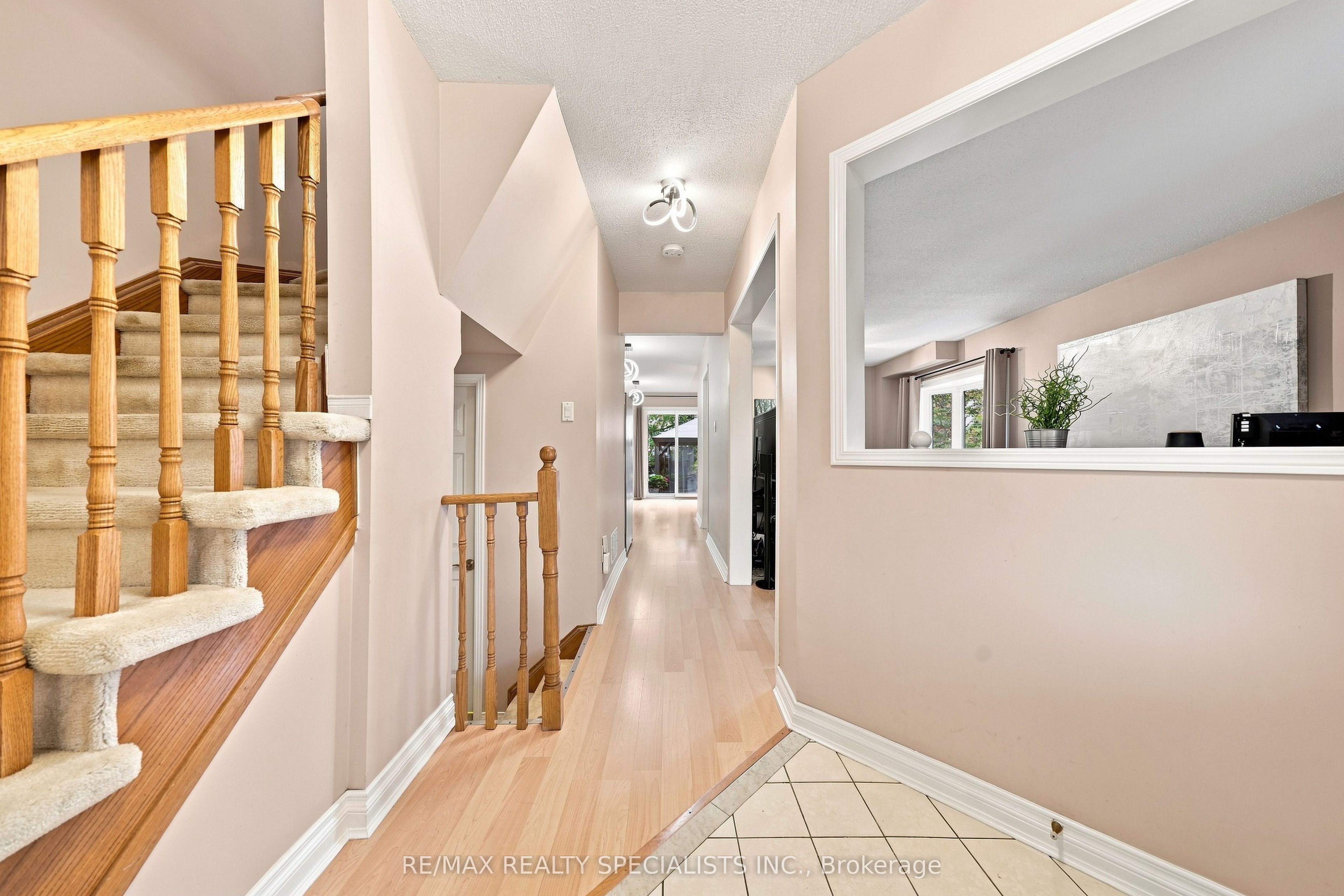3881 Ponderosa Lane, Mississauga, ON L5N 6W4 photo 5