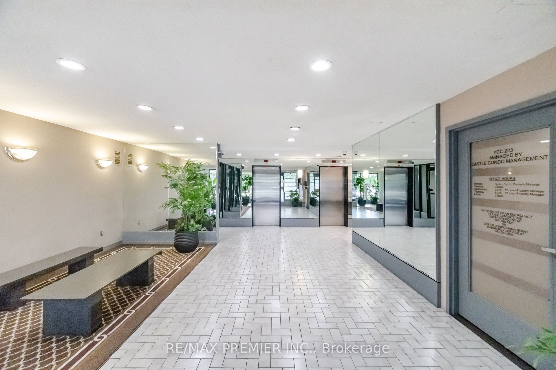 2825 Islington Avenue 406, Toronto, ON M9L 2K1 photo 4