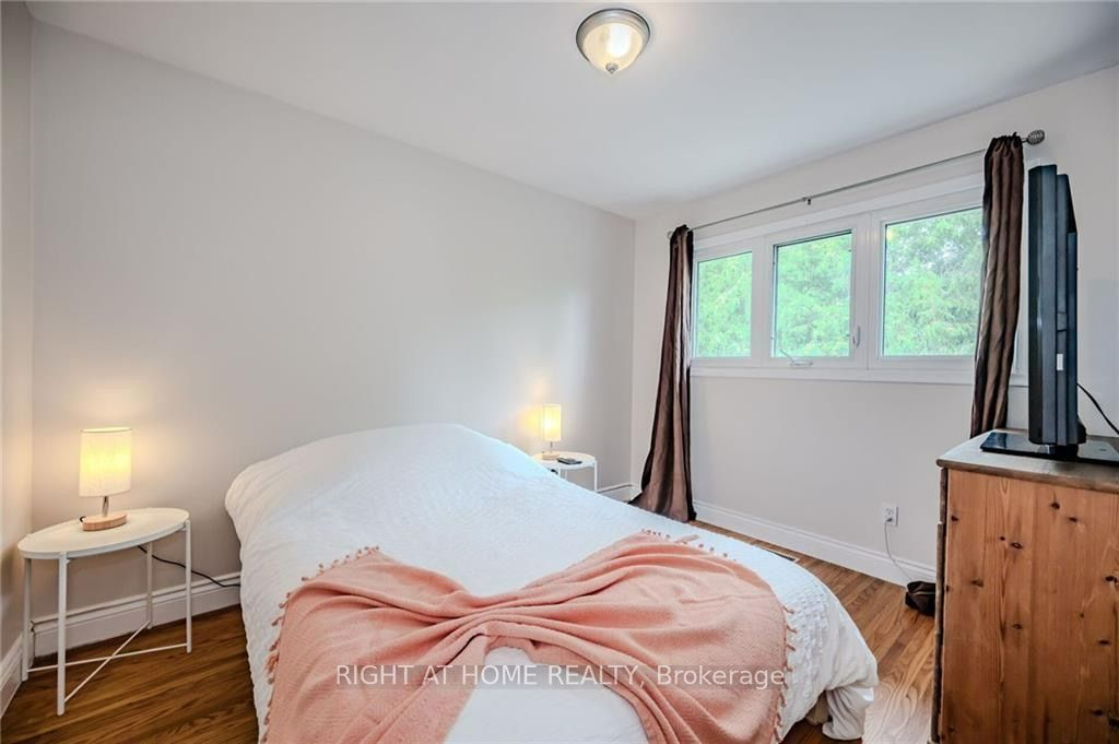 1385 Olga Drive B, Burlington, ON L7S 1L1 photo 4