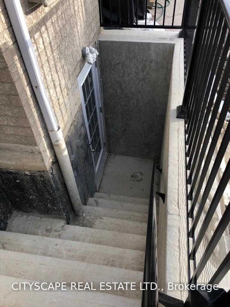 5520 Prosper Circuit Bsmt, Mississauga, ON L5V 2E5 photo 3