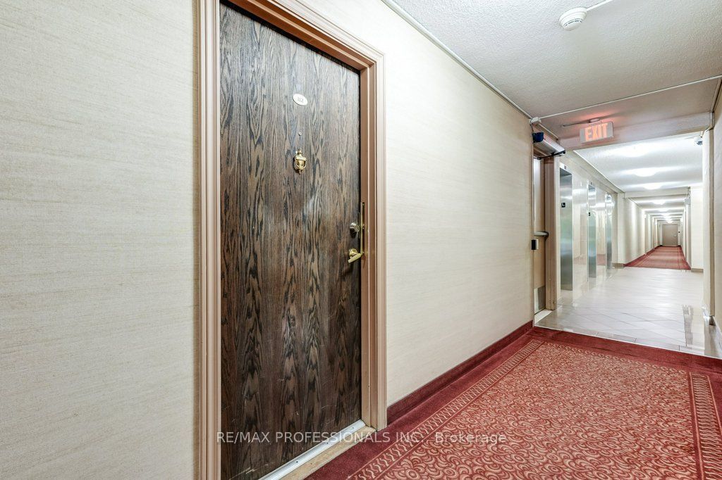 420 Mill Road 112, Toronto, ON M9C 1Z1 photo 2