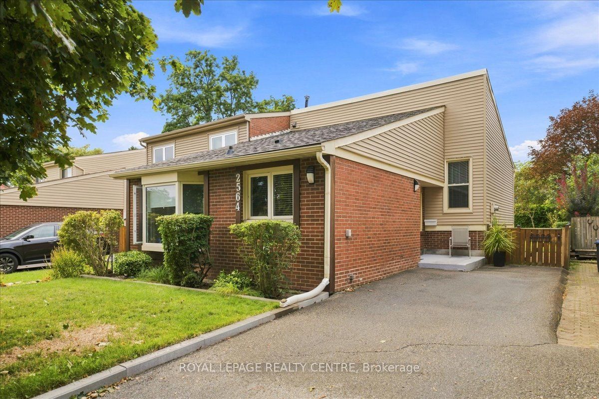 2564 Mainroyal Street, Mississauga, ON L5L 1C9 photo 3