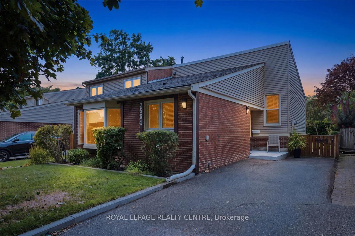 2564 Mainroyal Street, Mississauga, ON L5L 1C9 photo 4