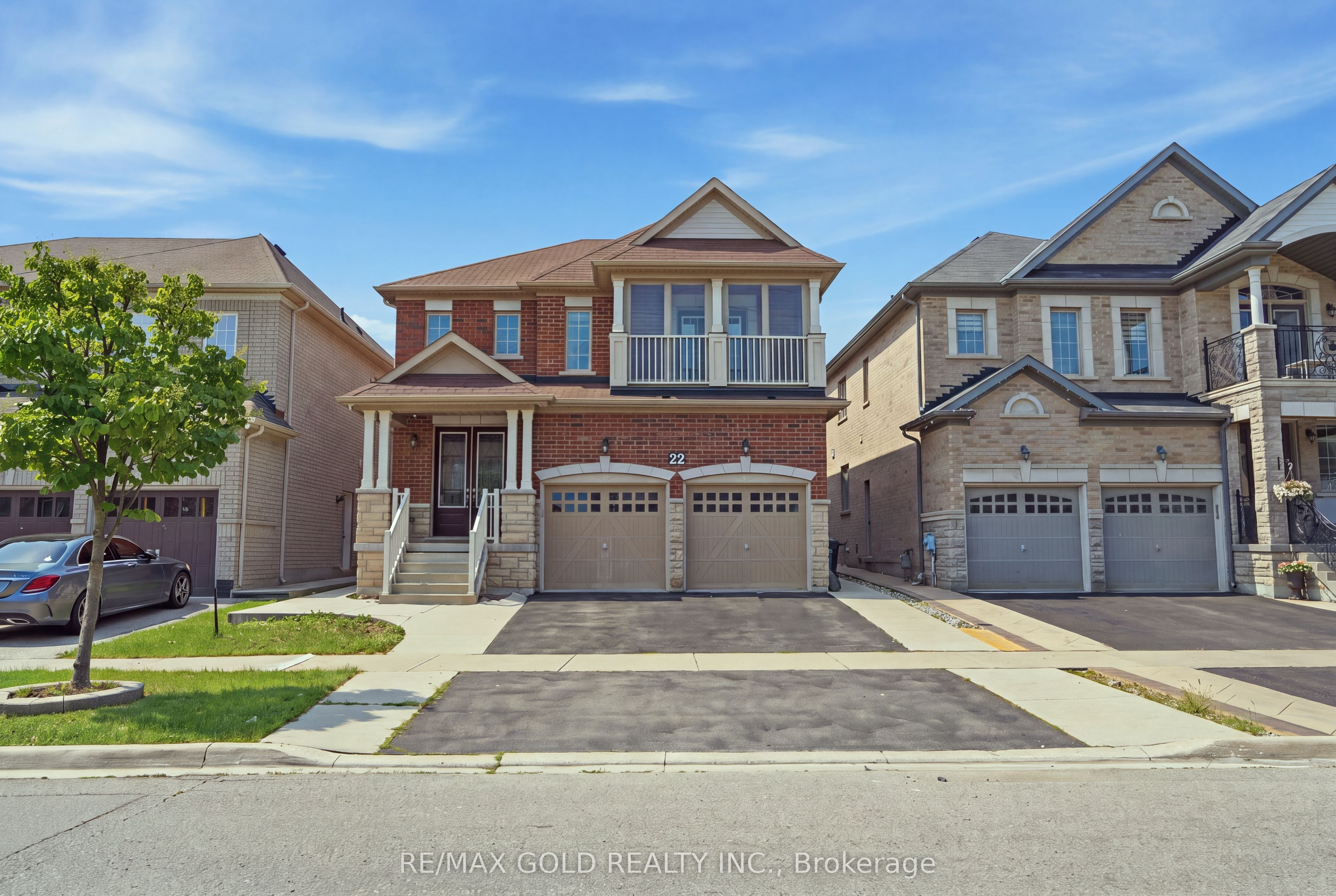22 Durango Drive, Brampton, ON L6X 2Z2