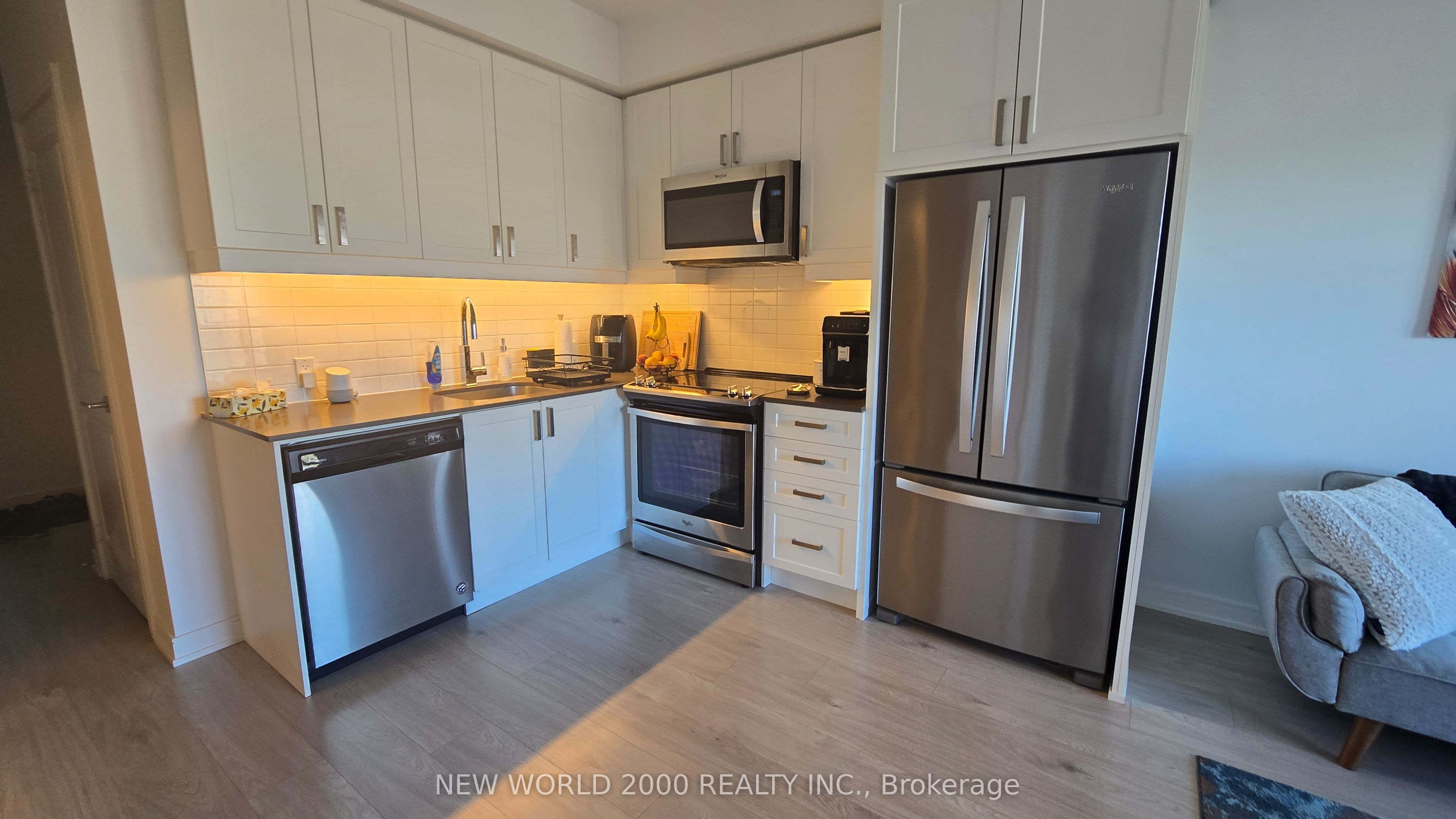8 Nahani Way 1702, Mississauga, ON L4Z 0C6 photo 4