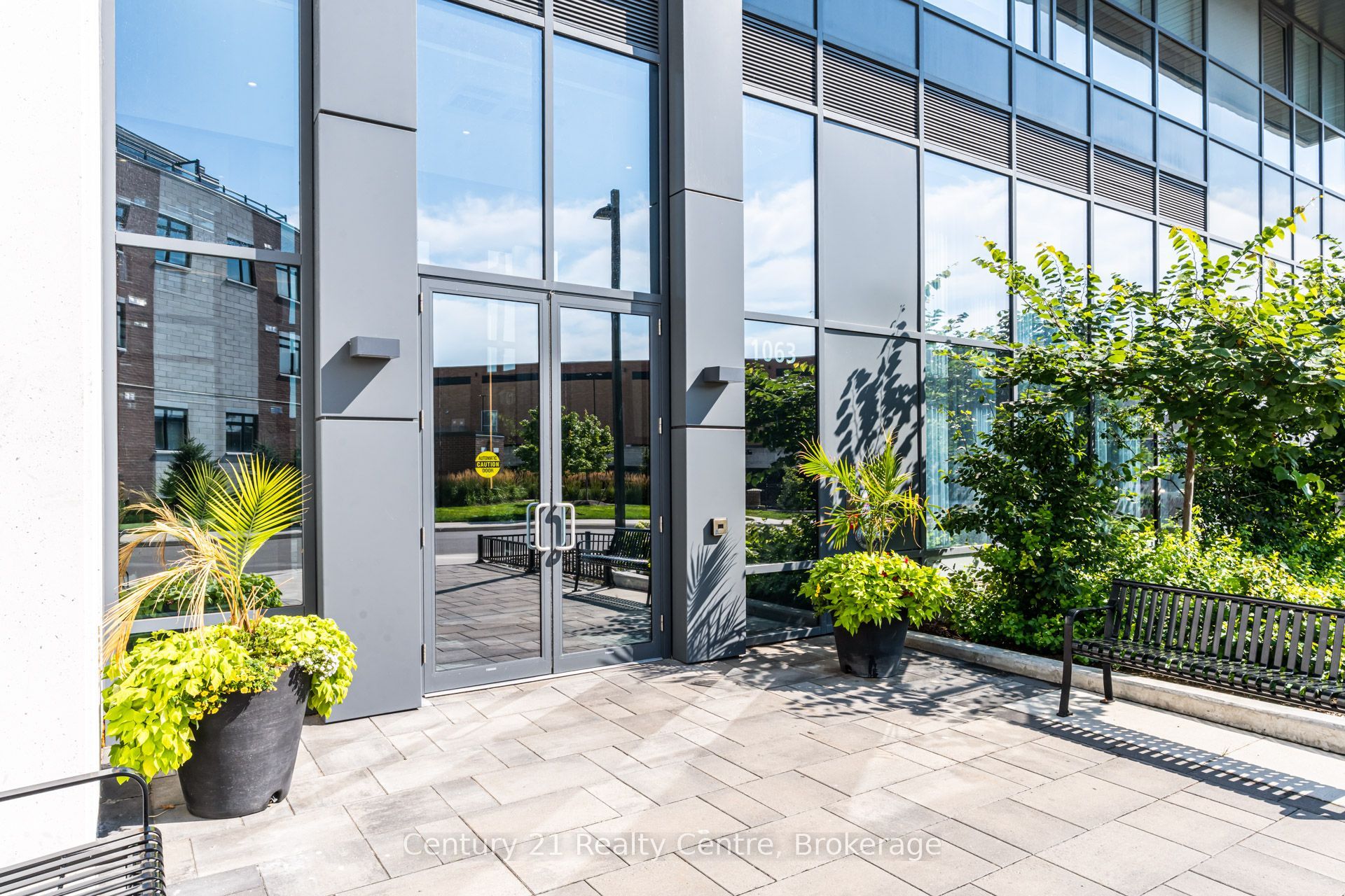 1063 Douglas McCurdy Common 513, Mississauga, ON L5G 0C5 photo 4