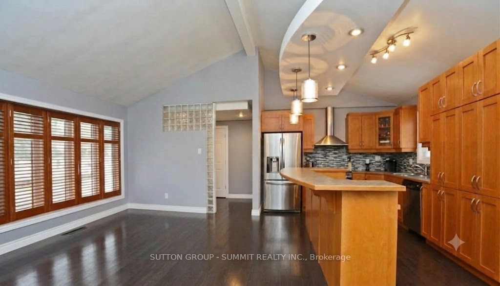 1065 Bomorda Drive, Oakville, ON L6H 1Y3 photo 5