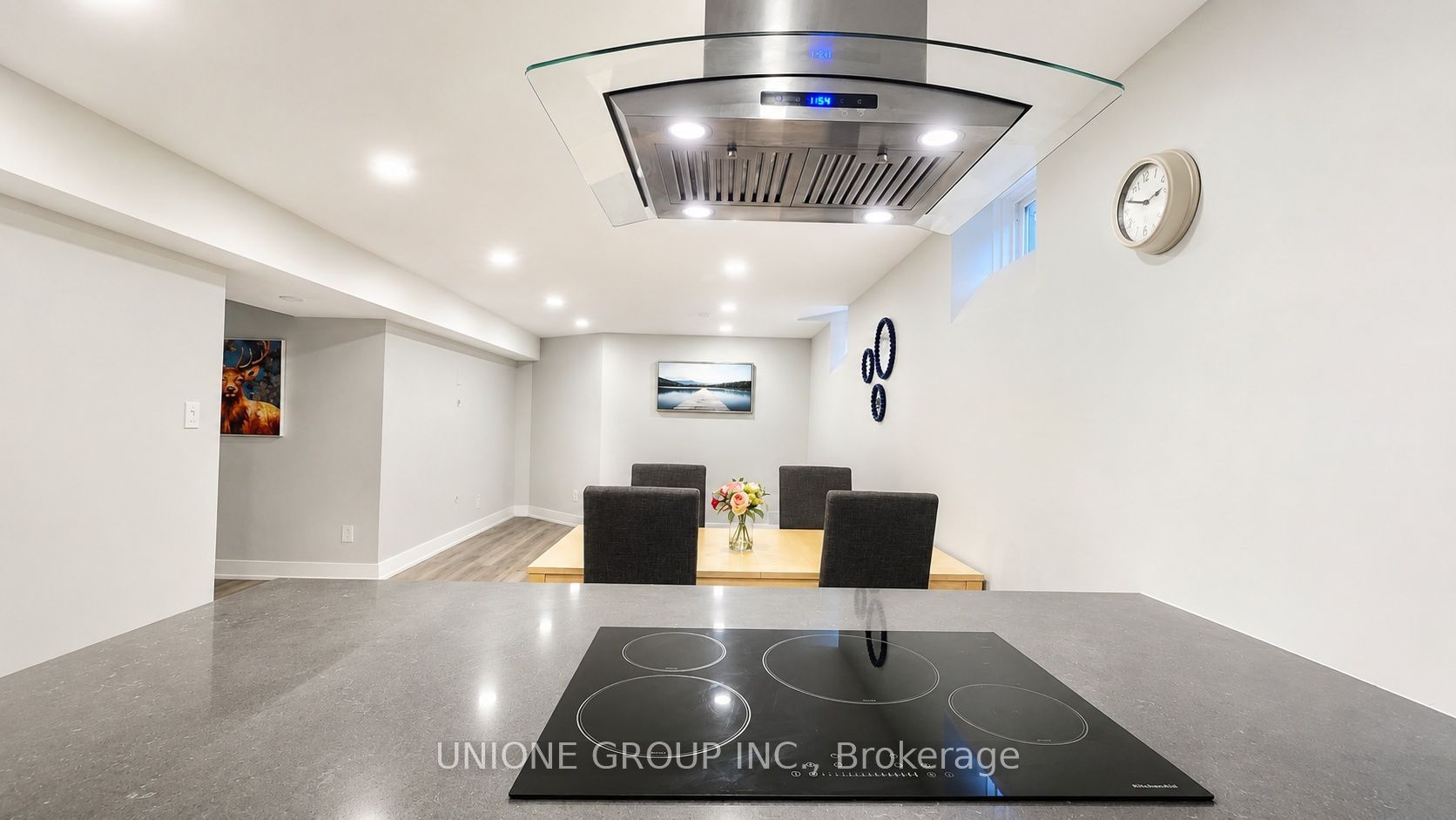 Lower 302 Leacock Avenue, Oakville, ON L6H 5J2