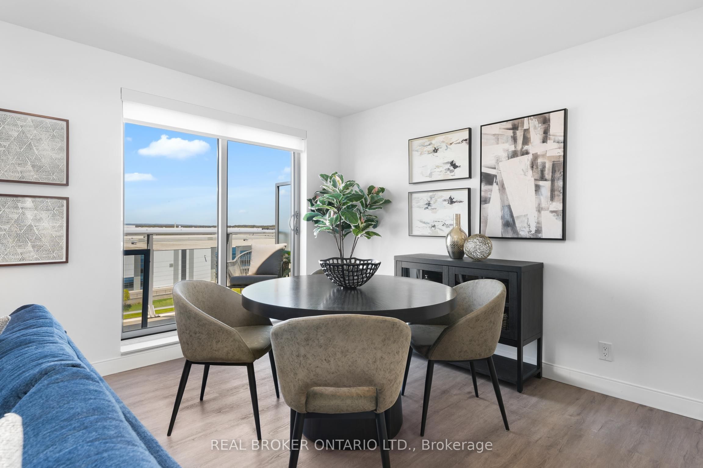 100 Manett Crescent 801, Brampton, ON L6X 5R8 photo 4