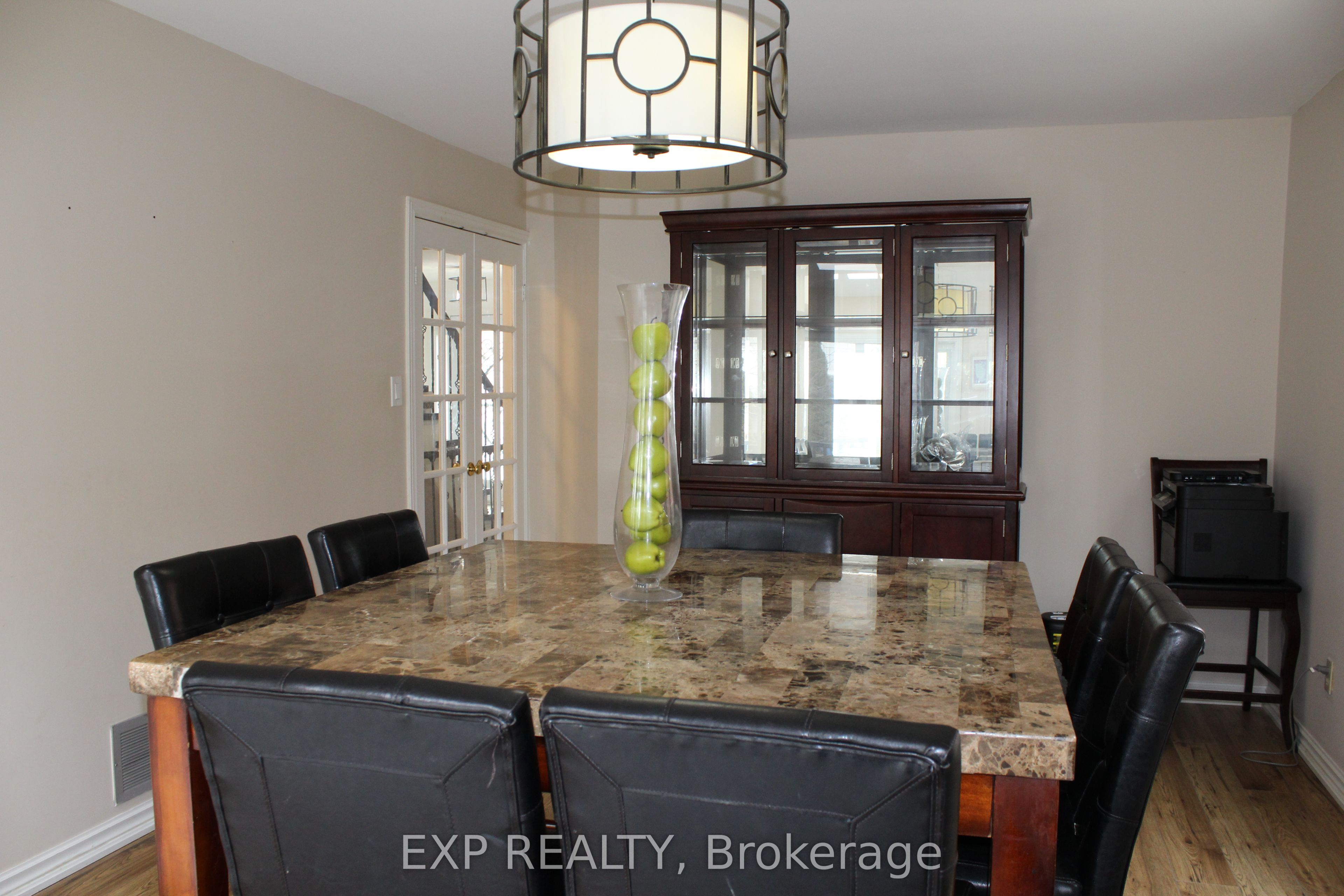48 Howell Street, Brampton, ON L6Y 3H8 photo 5
