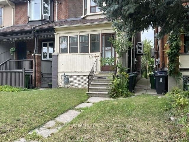 10 Hibernia Avenue Upper, Toronto, ON M6N 1E5 photo 2