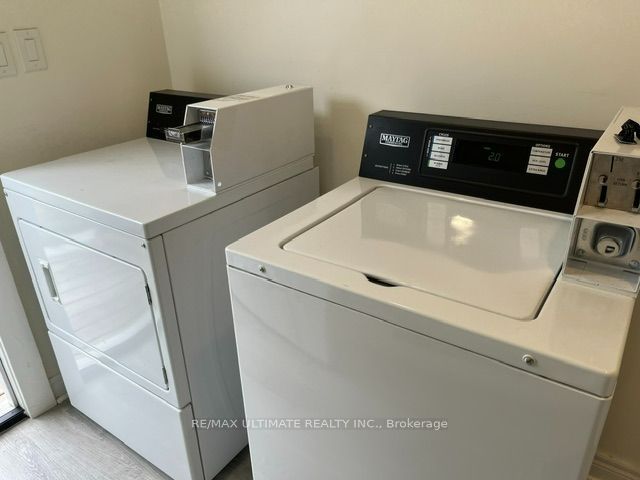 10 Hibernia Avenue Upper, Toronto, ON M6N 1E5 photo 5