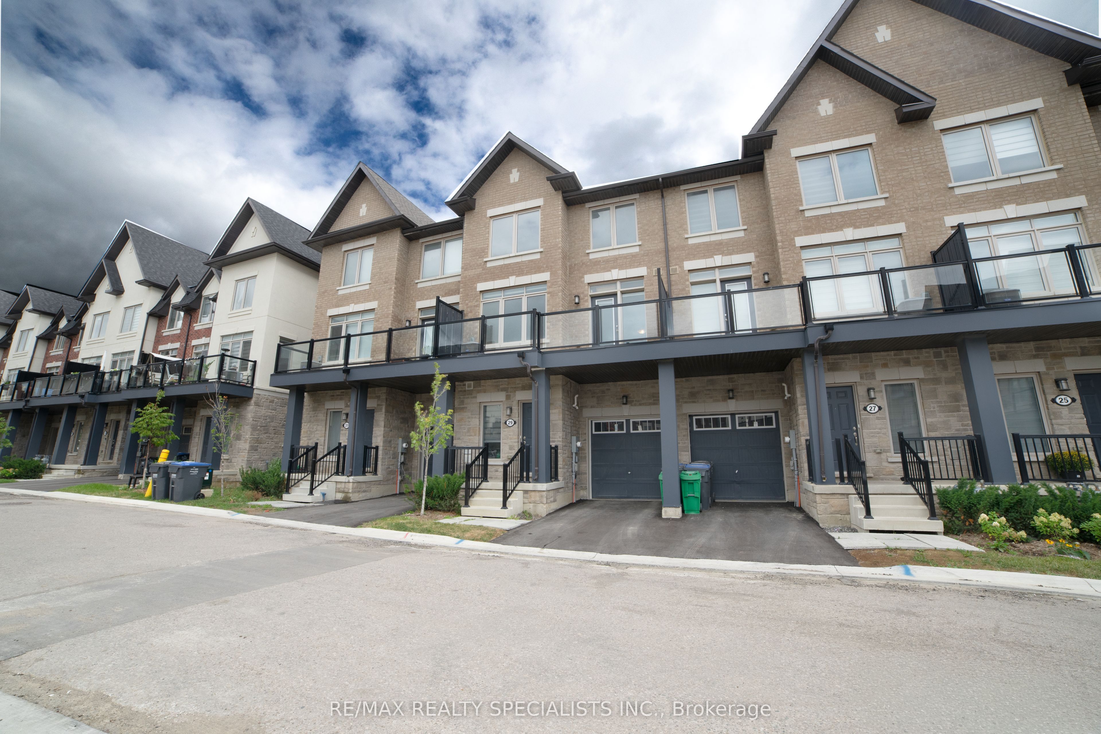 29 Tiveron Avenue, Caledon, ON L7C 3S9