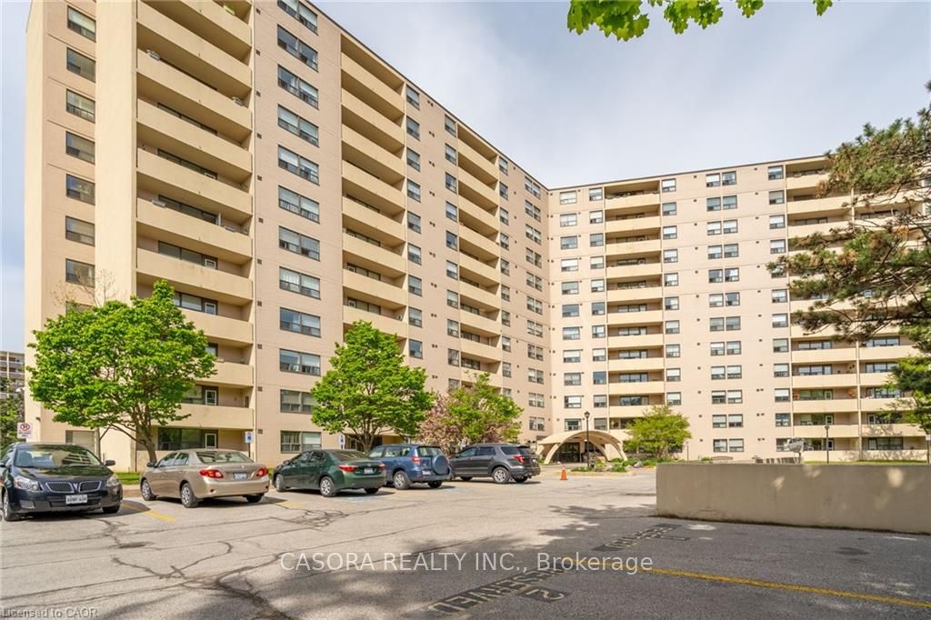 700 DYNES Road 811, Burlington, ON L7N 3M2