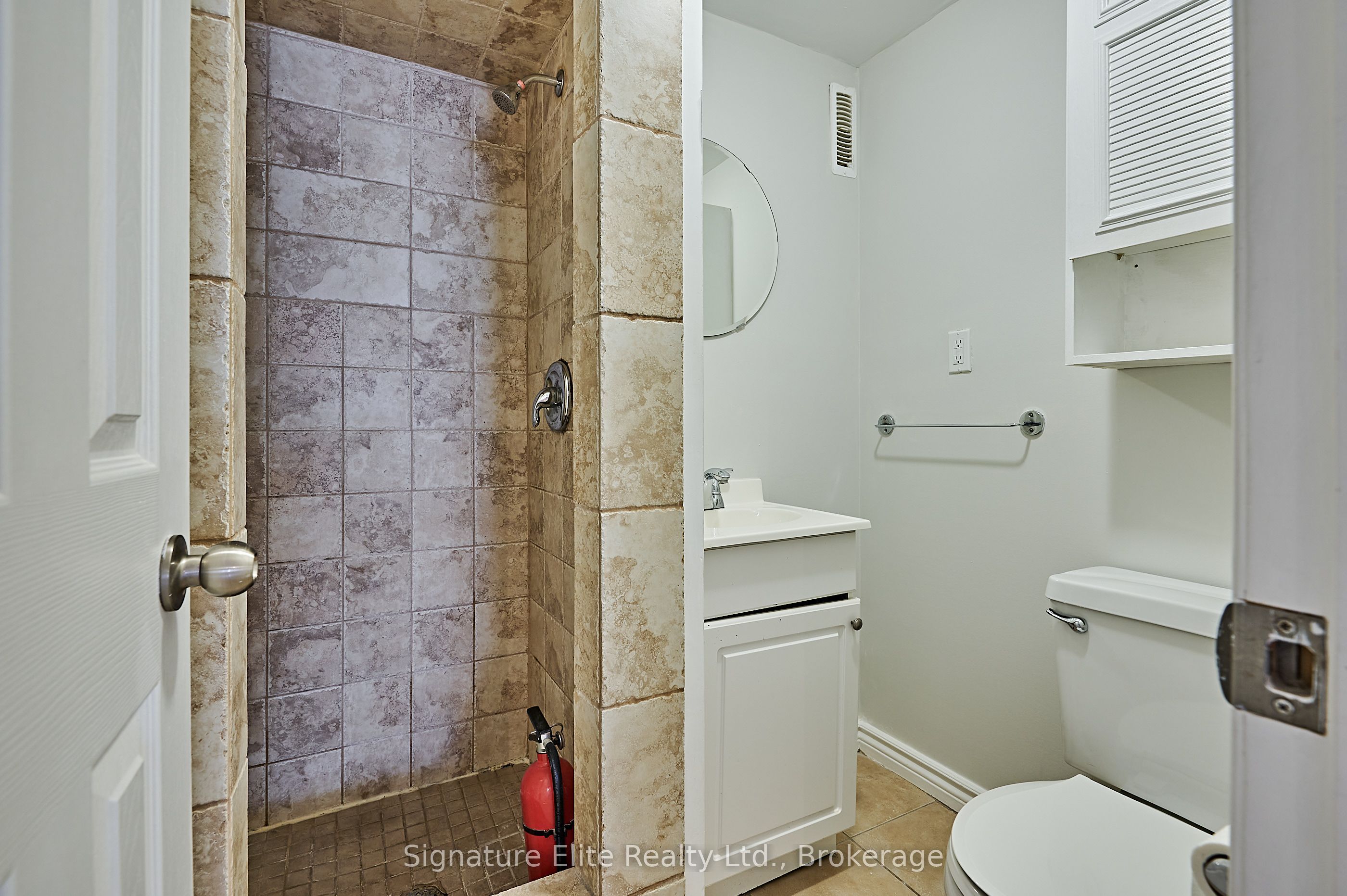232 Old Weston Road, Toronto, ON M6N 3A4 photo 3
