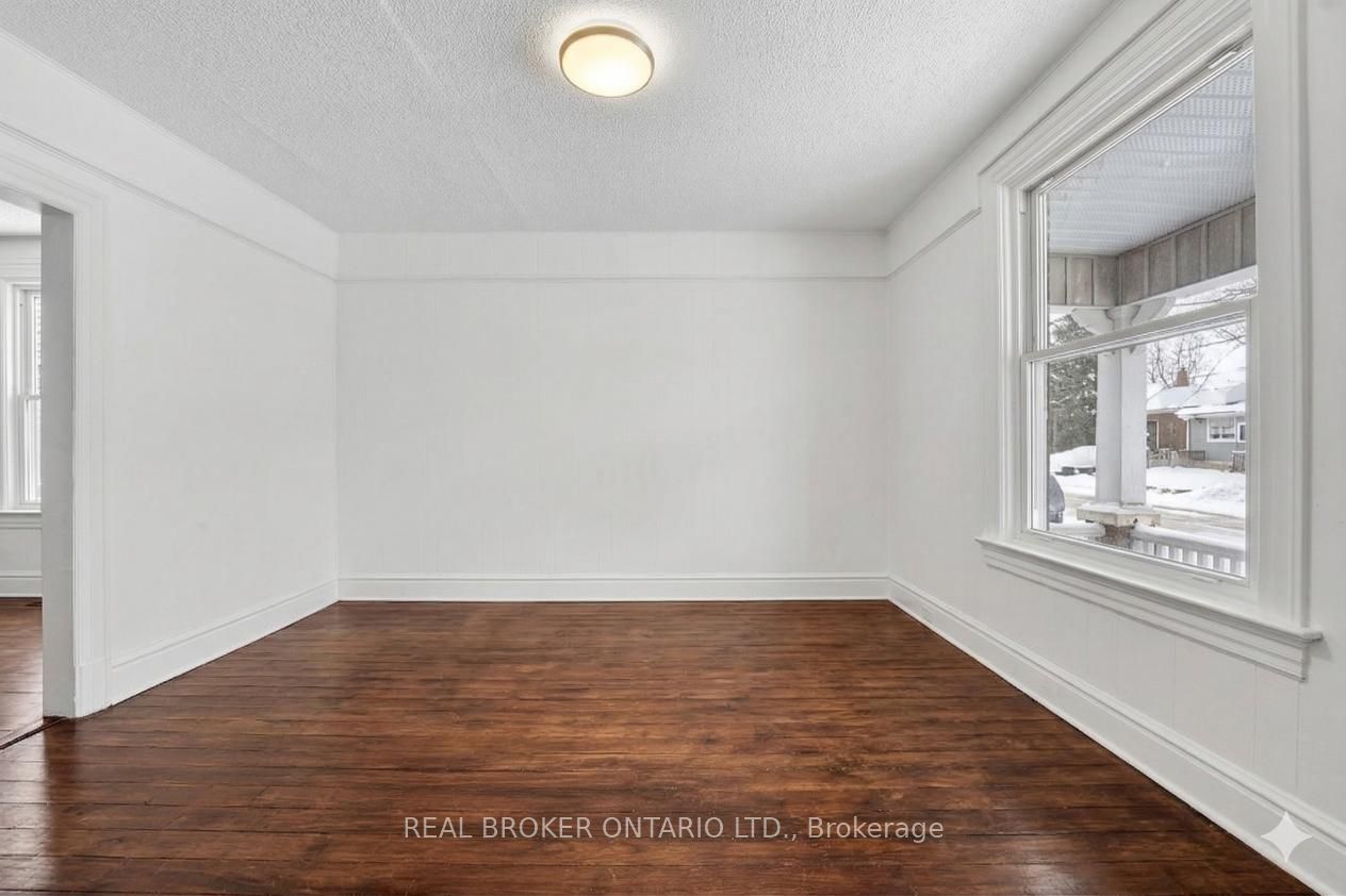 53-55 Wellington Street, Halton Hills, ON L7J 2H1 photo 4