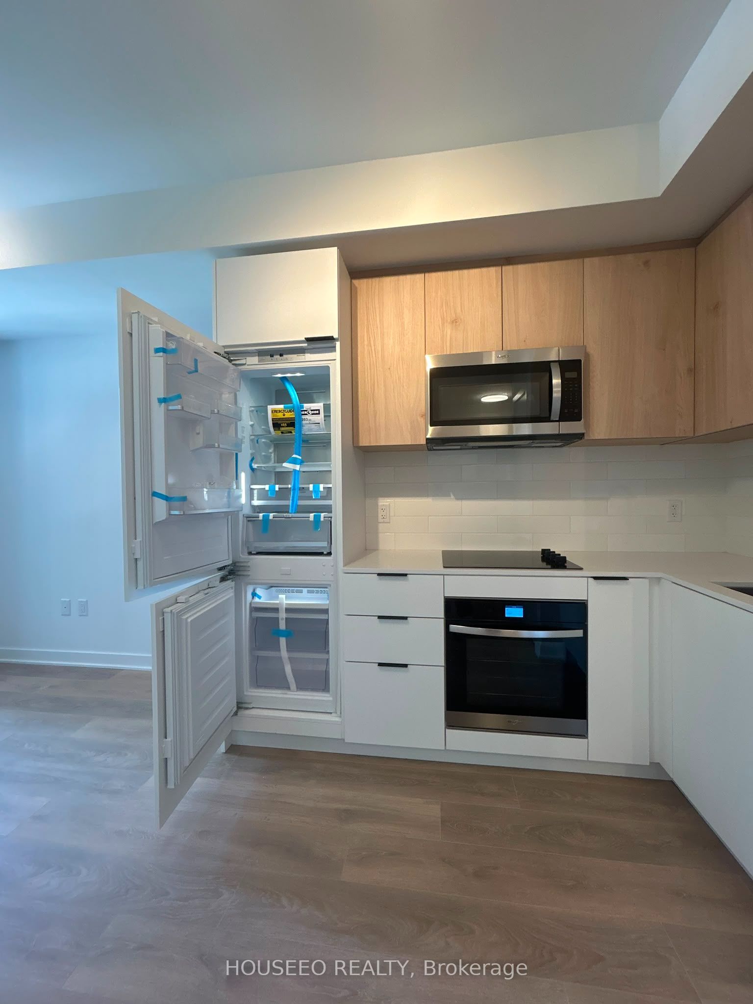 1185 Dupont Street 403, Toronto, ON M6H 0G5 photo 3