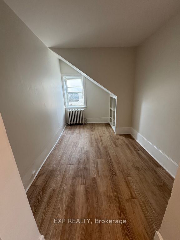 10 Willow Street N 1, Halton Hills, ON L7J 1Z7 photo 4