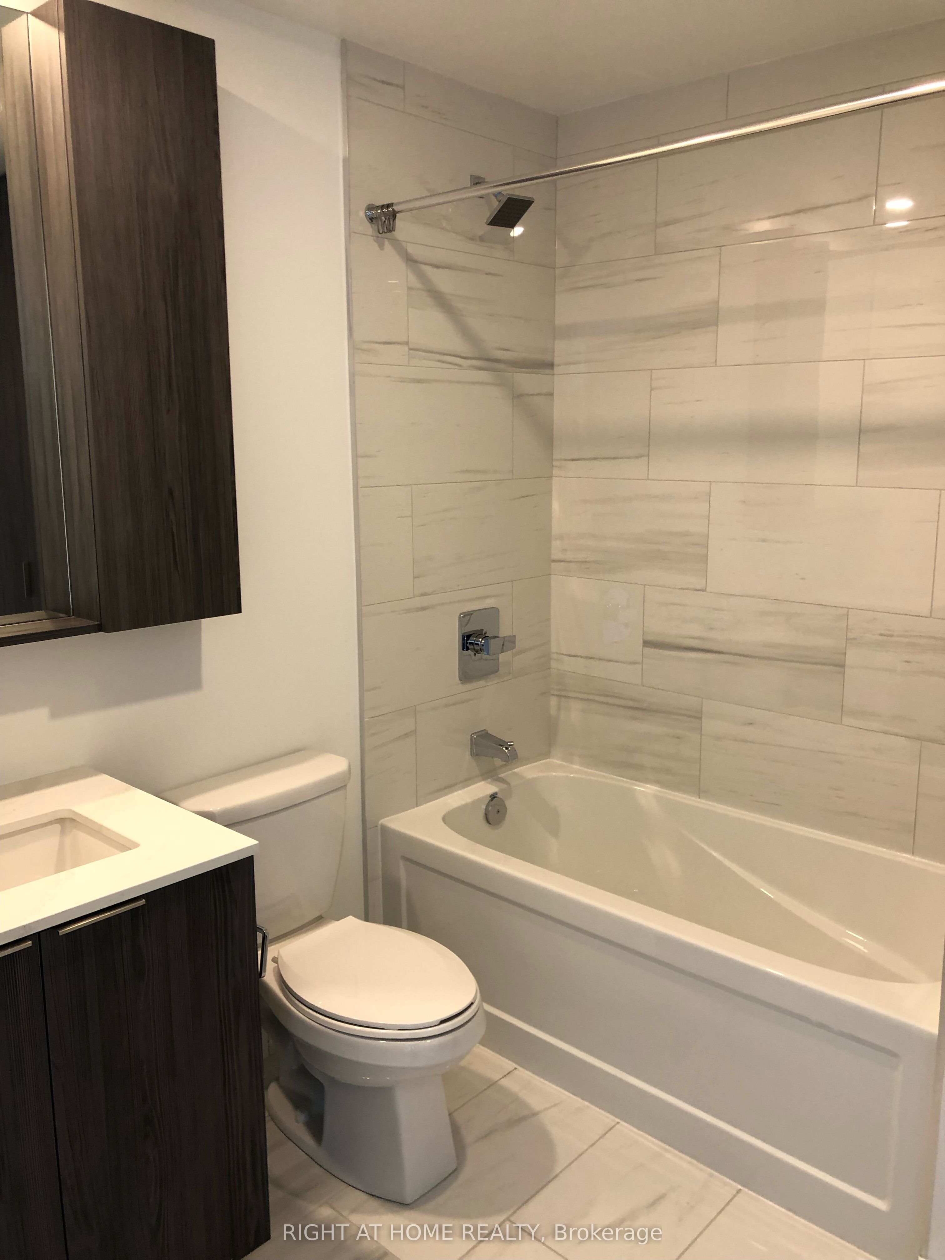70 Annie Craig Drive 2301, Toronto, ON M8V 0G2 photo 3