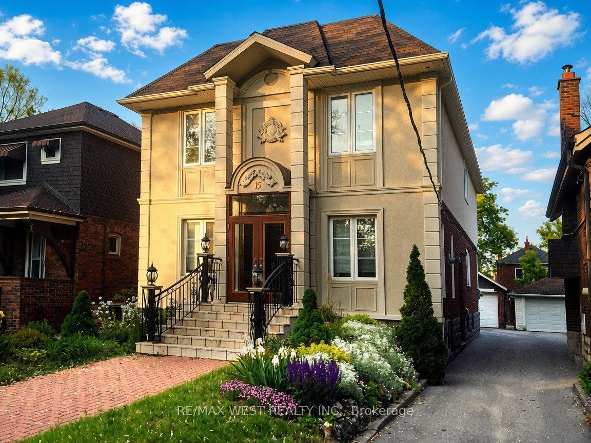 15 Wendover Road, Toronto, ON M8X 2L1