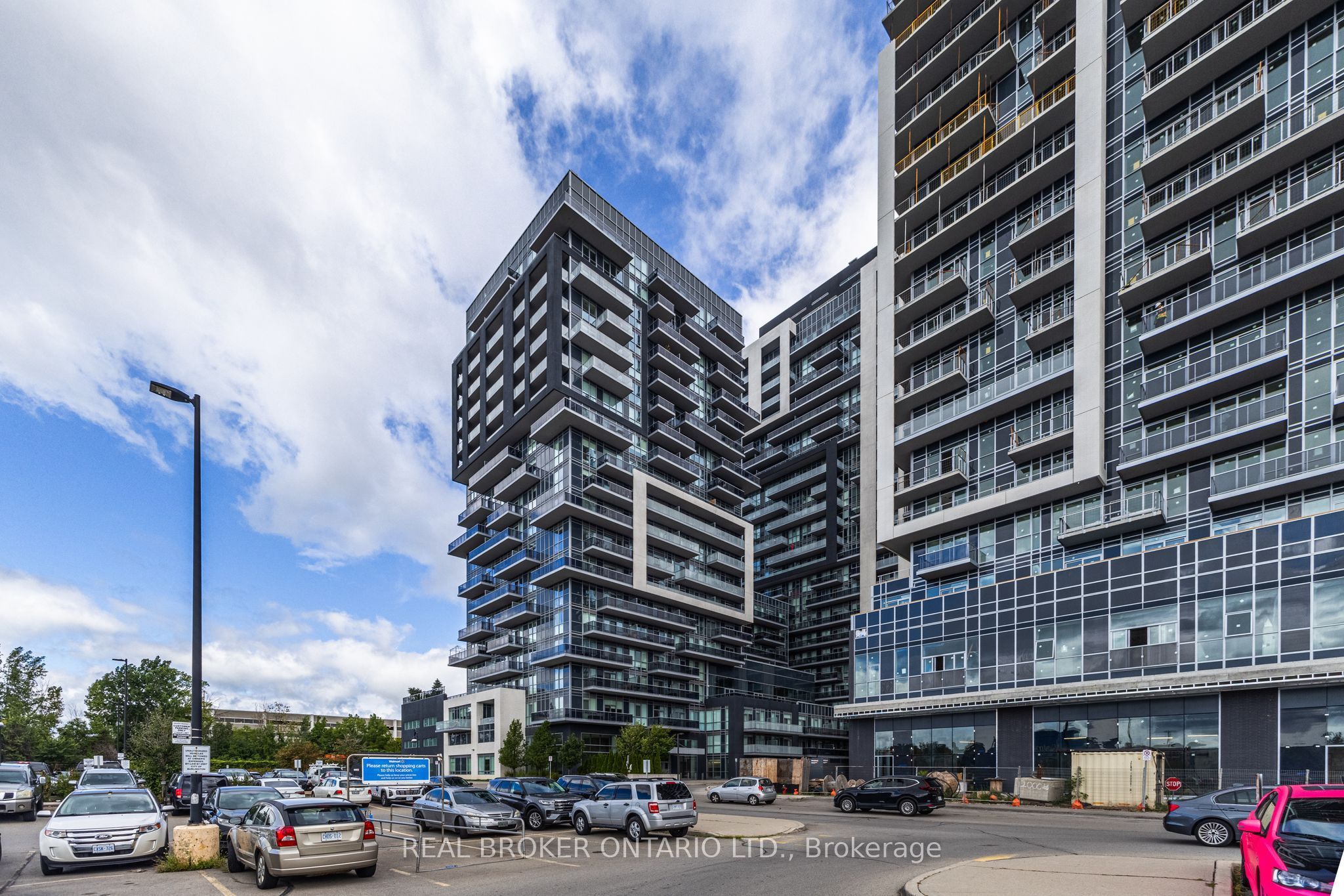 2081 Fairview Street 1805, Burlington, ON L7R 0E4