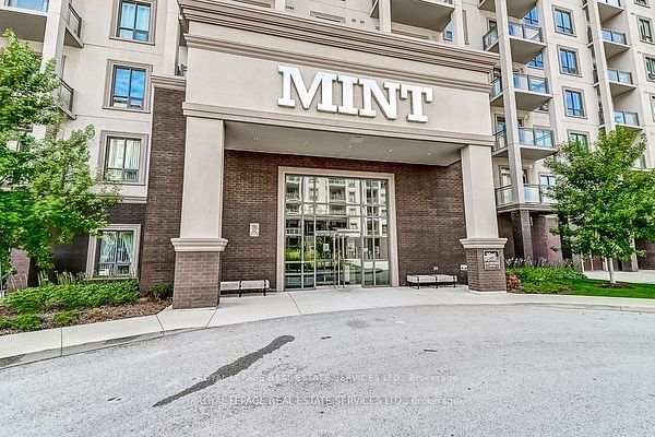 2490 Old Bronte Road 503, Oakville, ON L6M 0Y5 photo 3
