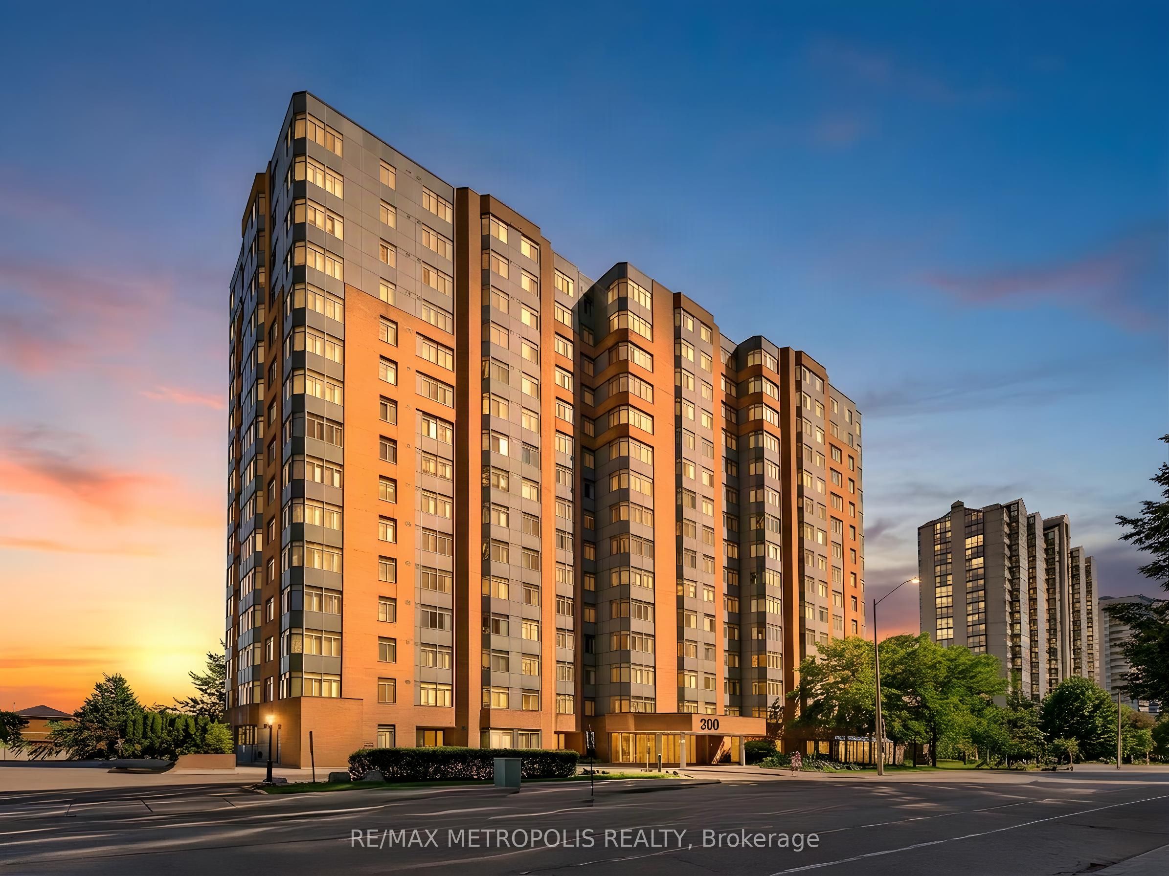 300 Webb Drive 210, Mississauga, ON L5B 3W3