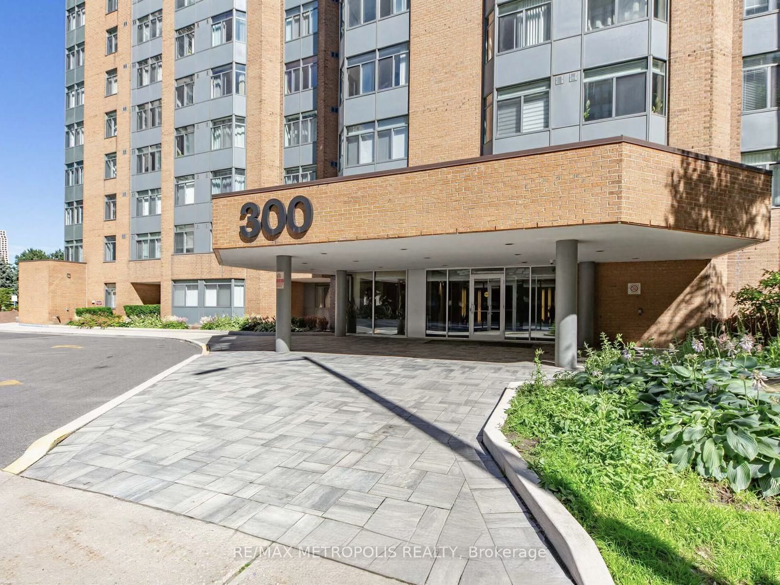 300 Webb Drive 210, Mississauga, ON L5B 3W3 photo 2